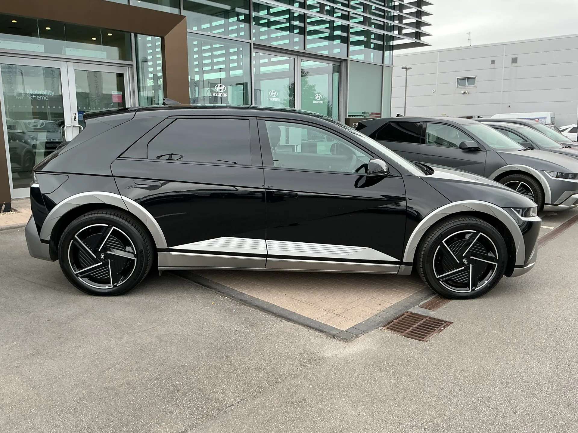 A 2026 HYUNDAI IONIQ 5 239kW Ultimate 84 kWh 5dr AWD Auto A 2026 HYUNDAI IONIQ 5 239kW Ultimate 84 kWh 5dr AWD Auto