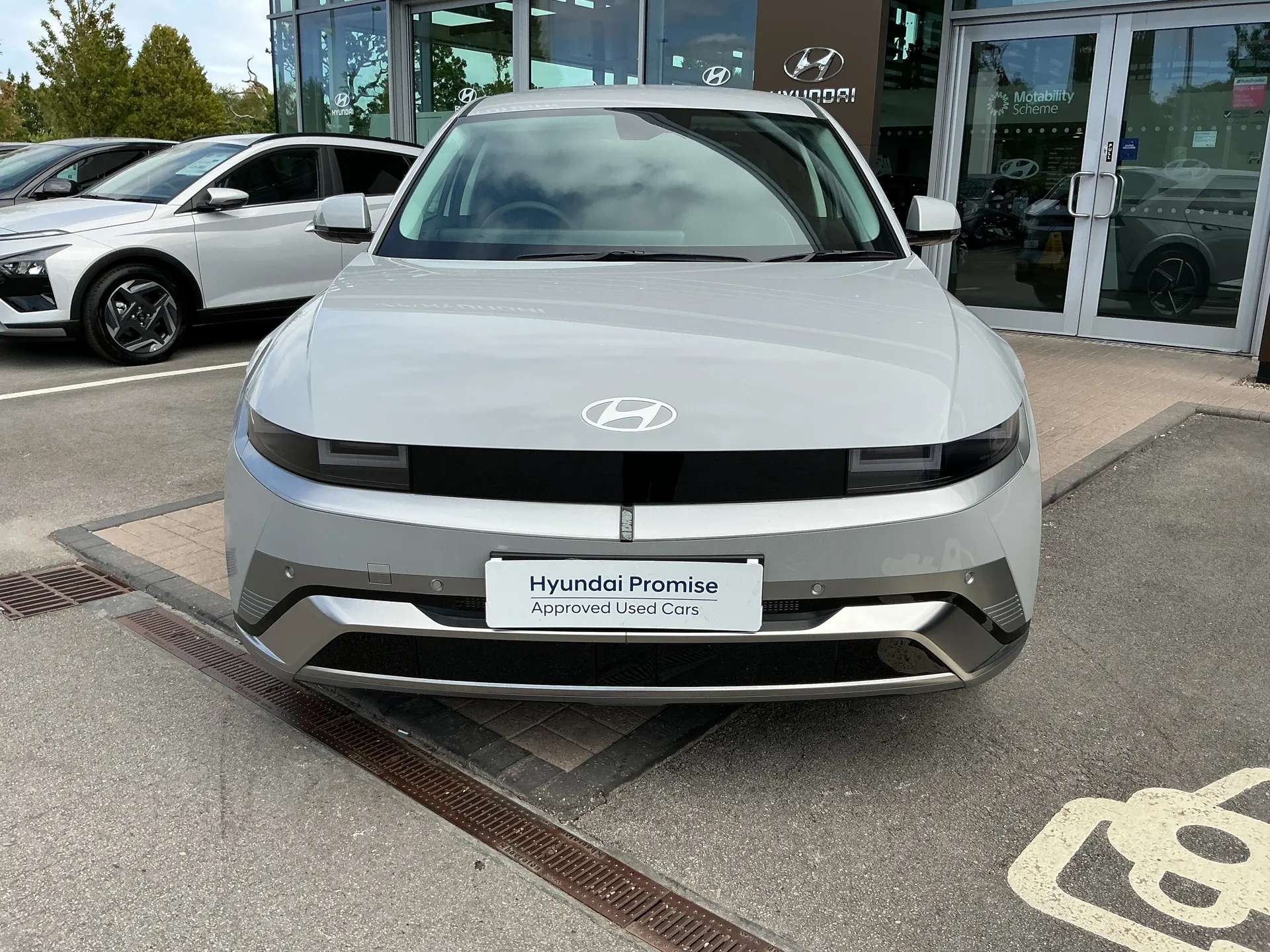 A 2026 HYUNDAI IONIQ 5 239kW Ultimate 84 kWh 5dr AWD Auto A 2026 HYUNDAI IONIQ 5 239kW Ultimate 84 kWh 5dr AWD Auto