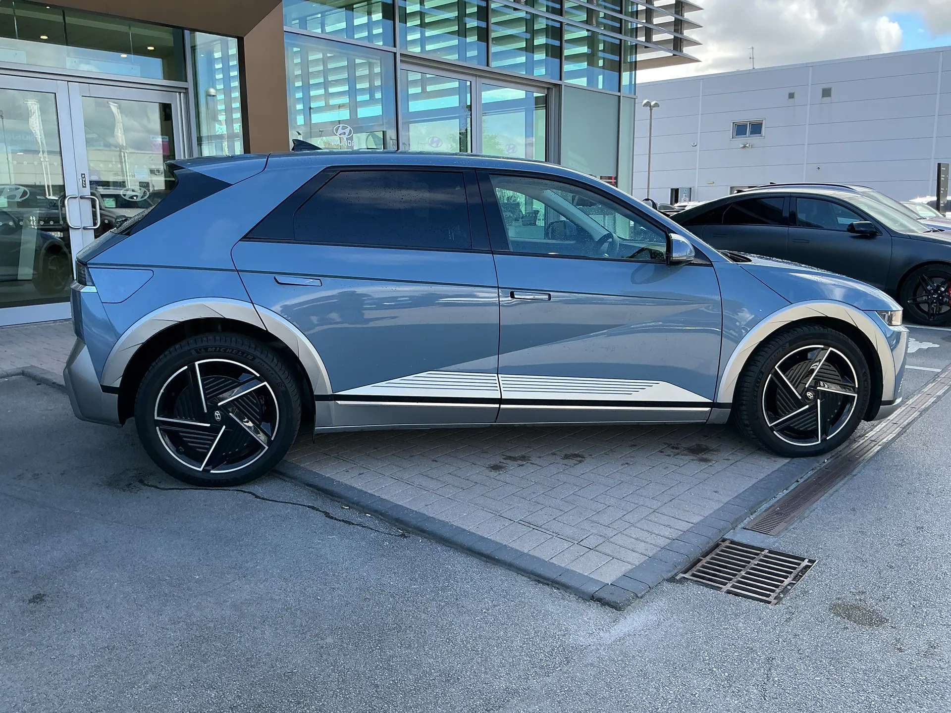 A 2026 HYUNDAI IONIQ 5 239kW Ultimate 84 kWh 5dr AWD Auto A 2026 HYUNDAI IONIQ 5 239kW Ultimate 84 kWh 5dr AWD Auto