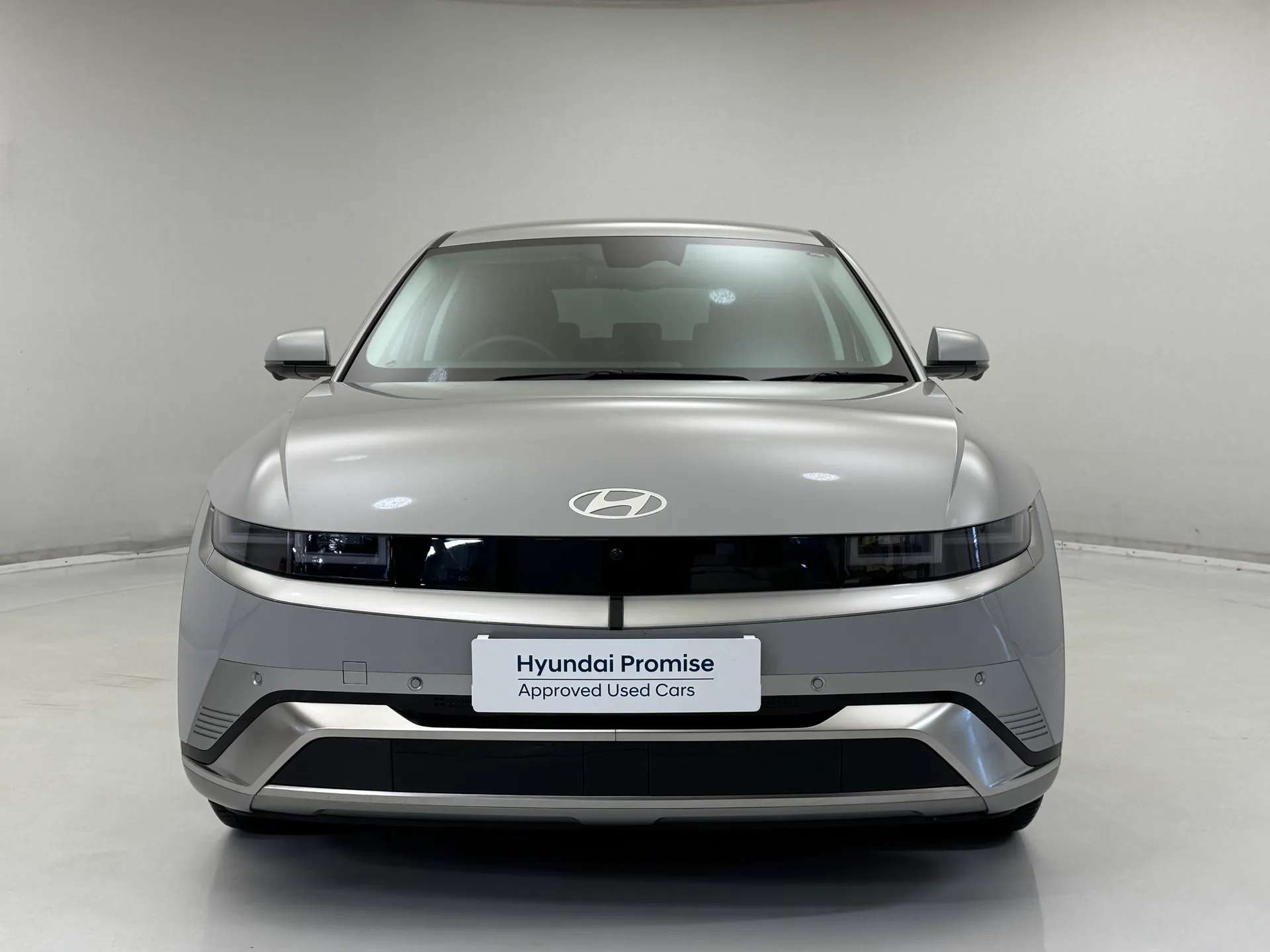A 2026 HYUNDAI IONIQ 5 239kW Ultimate 84 kWh 5dr AWD Auto A 2026 HYUNDAI IONIQ 5 239kW Ultimate 84 kWh 5dr AWD Auto