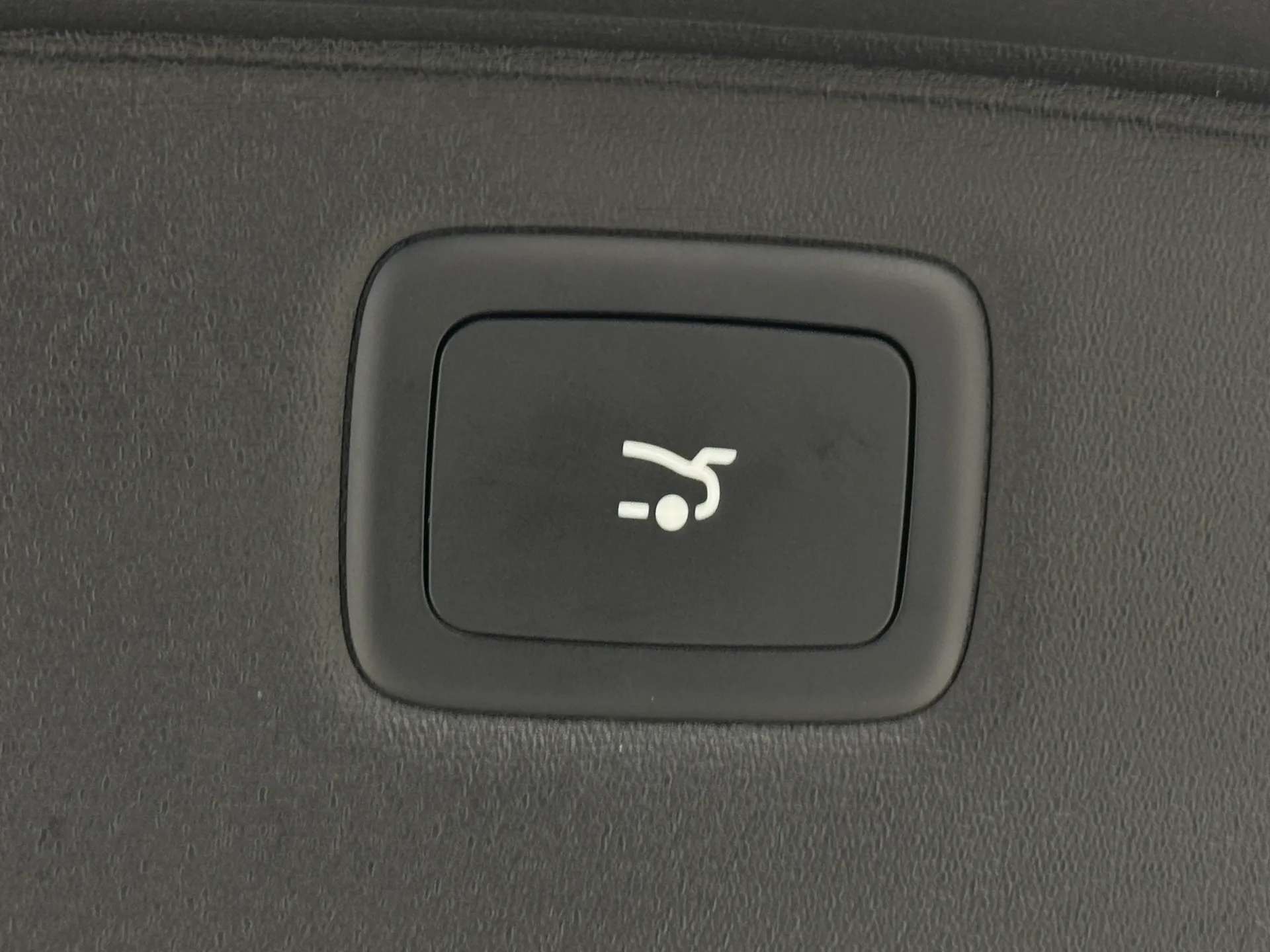 2025 MG MOTOR UK IM6 2025 MG MOTOR UK IM6