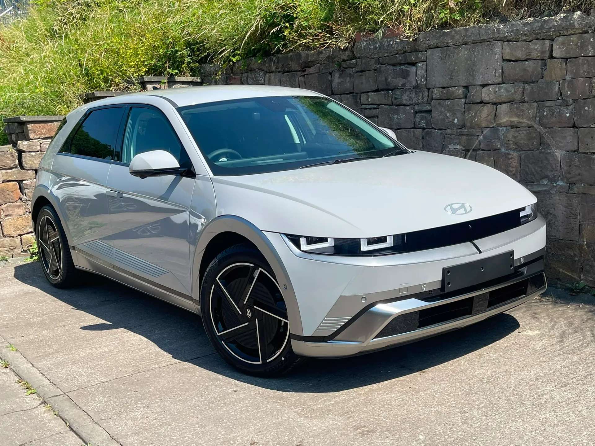 A 2026 HYUNDAI IONIQ 5 239kW Ultimate 84 kWh 5dr AWD Auto âCAMERAâNAVâHEATED SEATSâ A 2026 HYUNDAI IONIQ 5 239kW Ultimate 84 kWh 5dr AWD Auto âCAMERAâNAVâHEATED SEATSâ