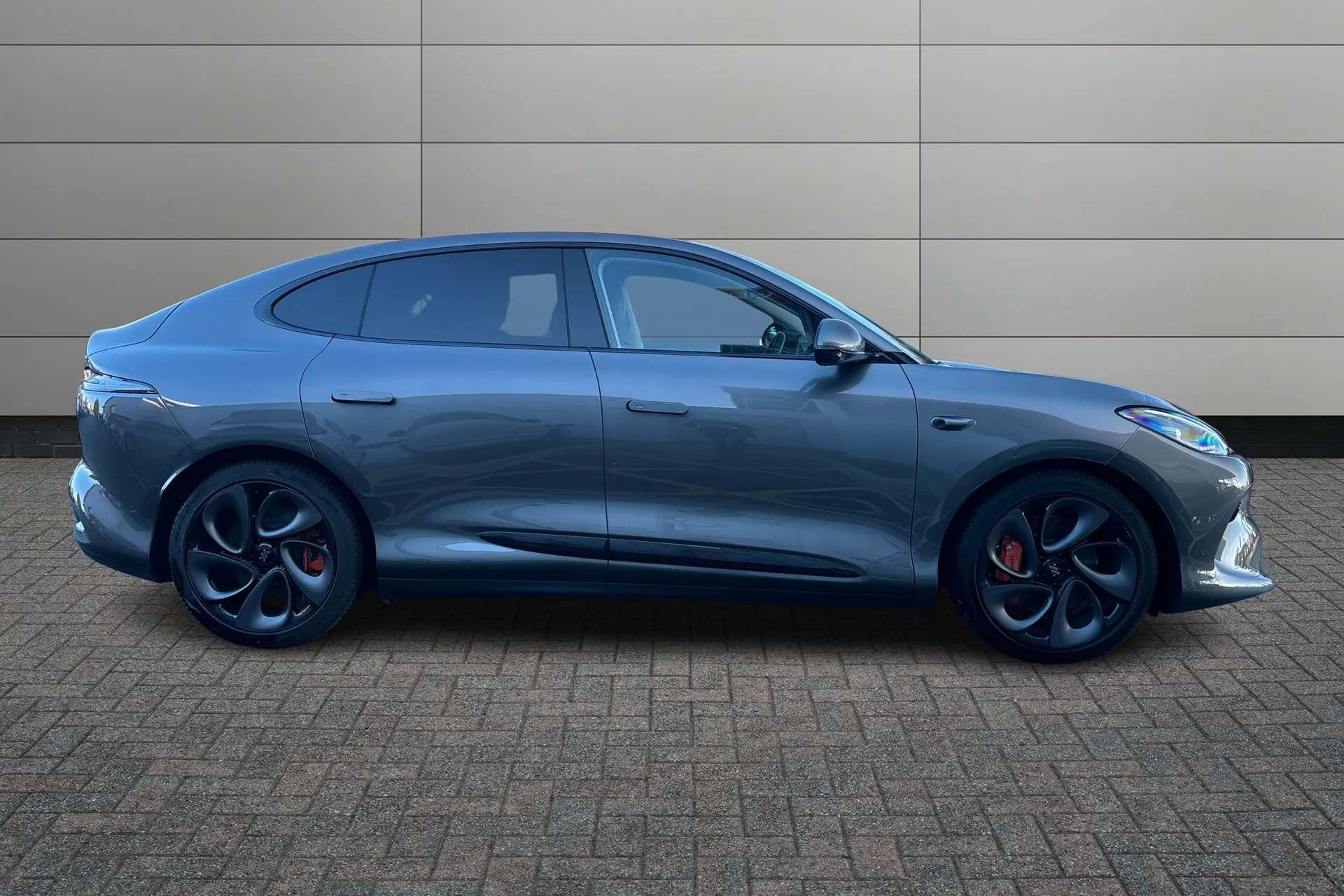 2025 MG MOTOR UK IM6 2025 MG MOTOR UK IM6