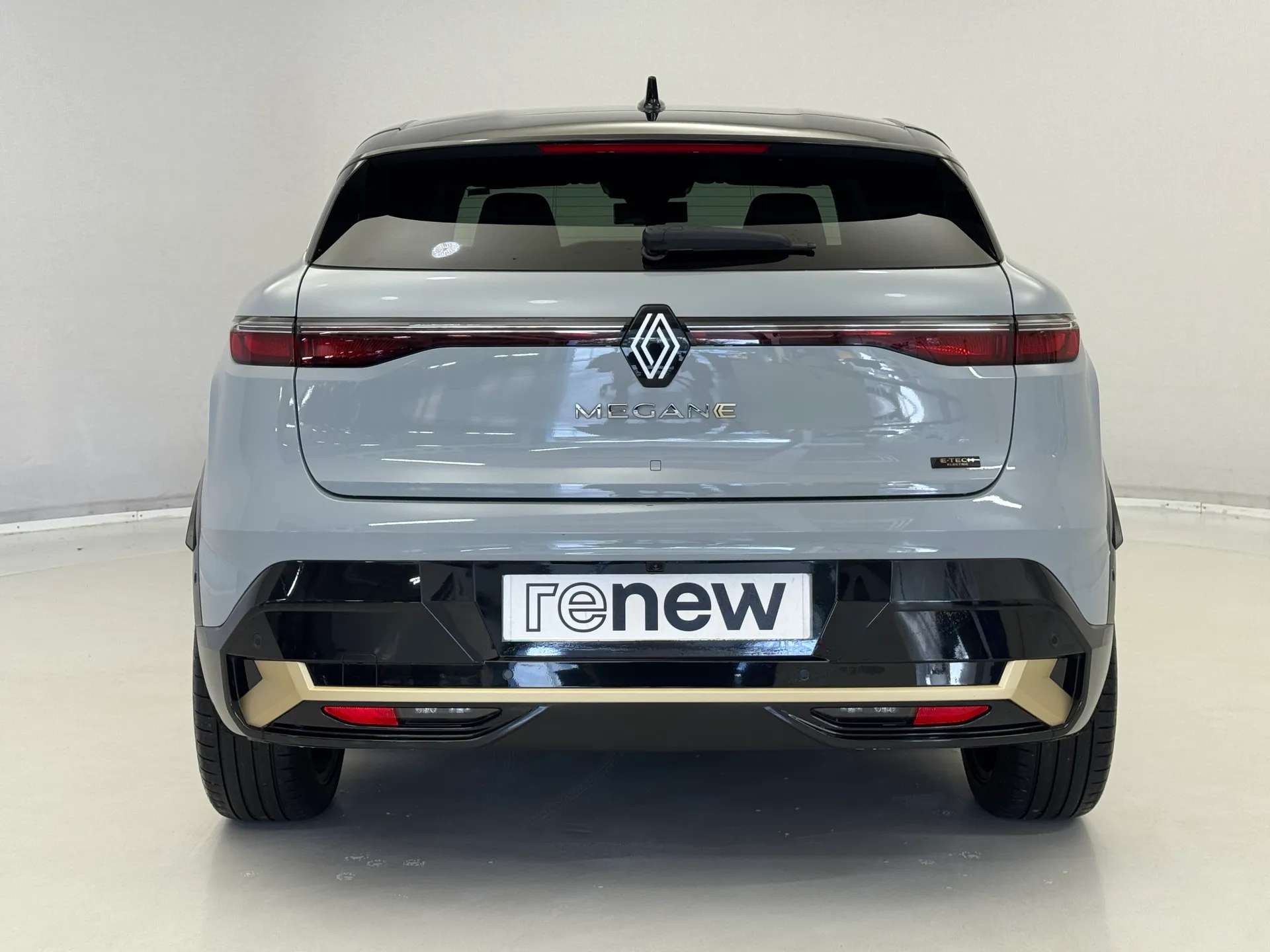 2023 RENAULT MEGANE E-TECH 2023 RENAULT MEGANE E-TECH