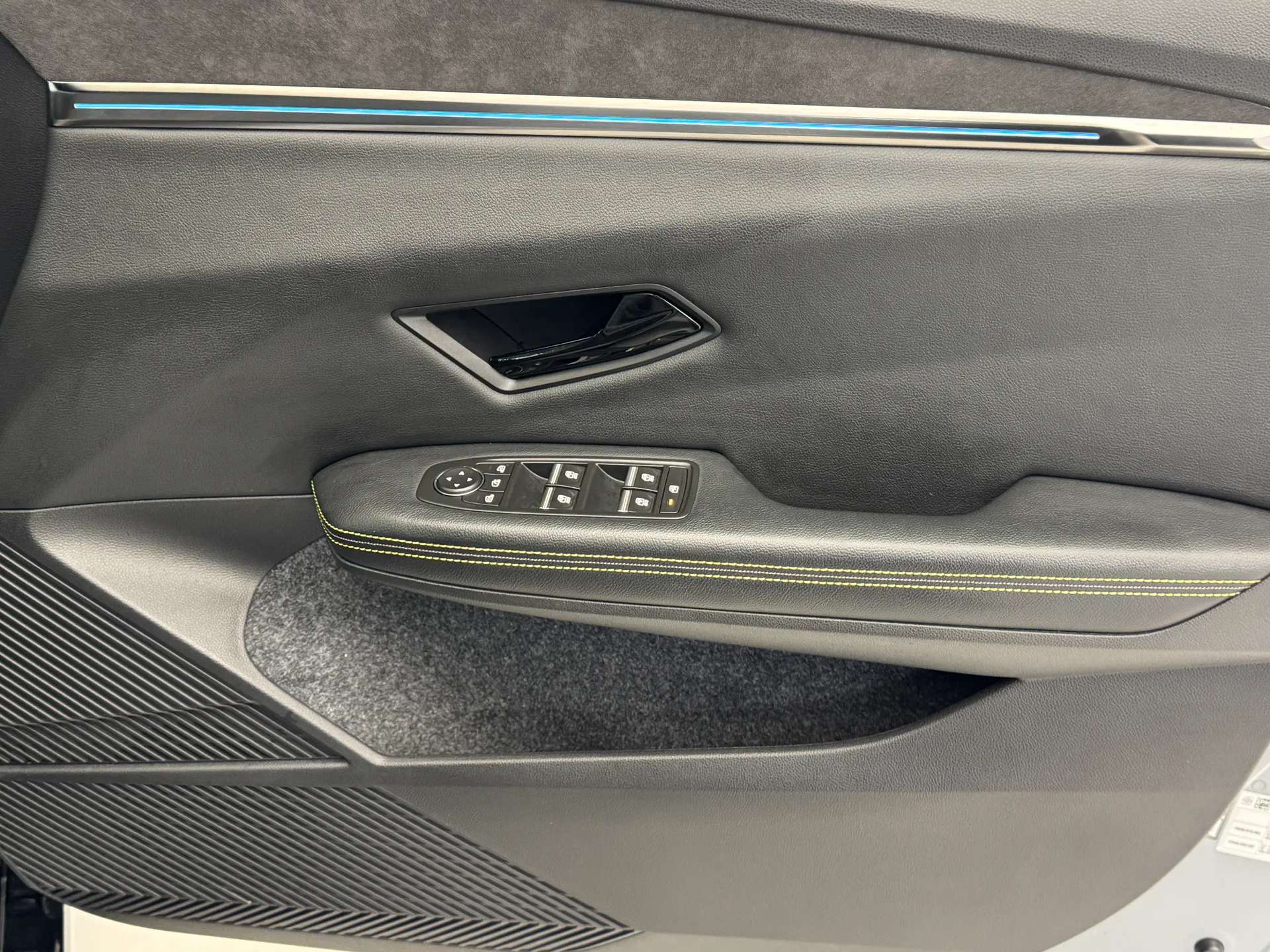 2023 RENAULT MEGANE E-TECH 2023 RENAULT MEGANE E-TECH