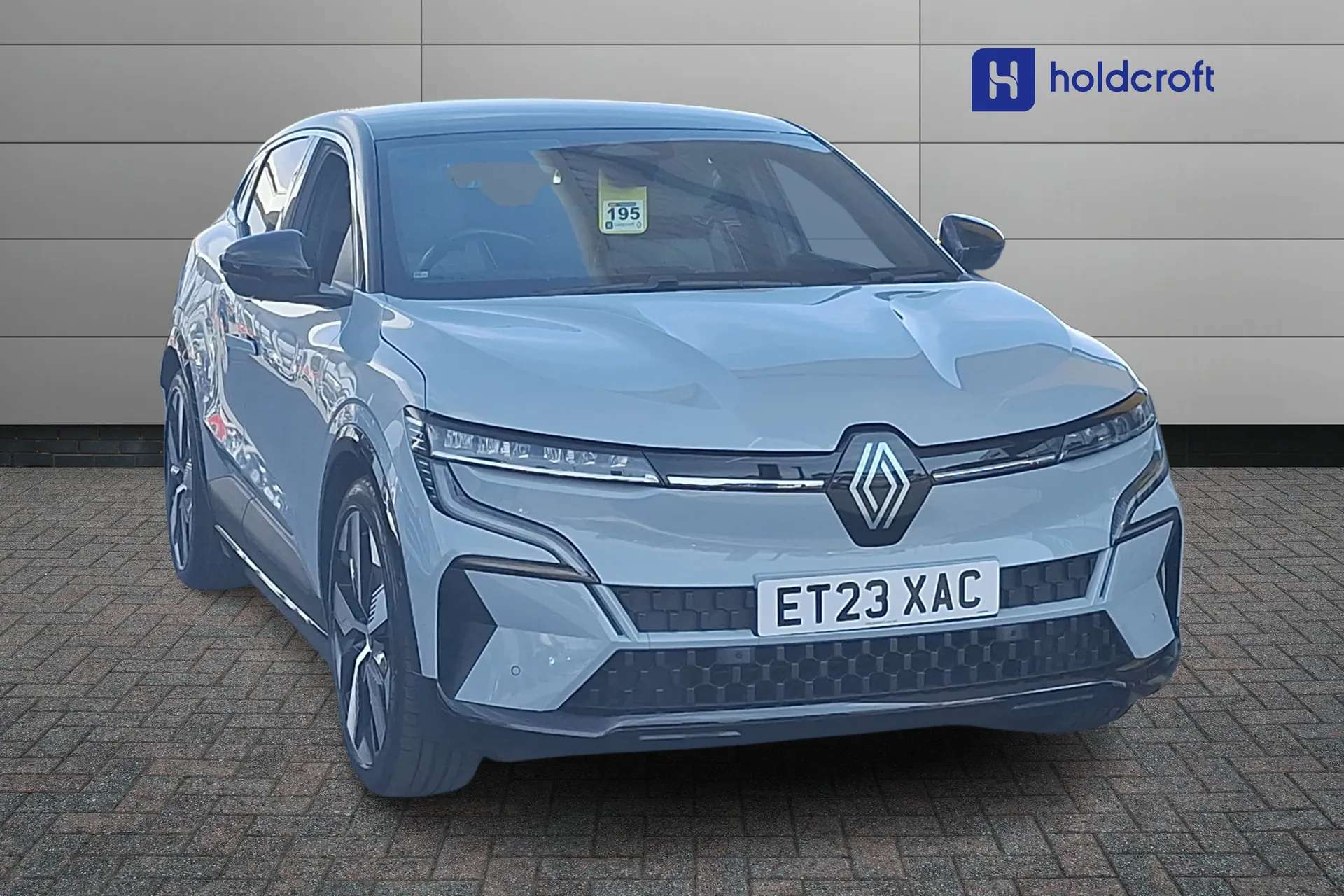 A 2023 RENAULT MEGANE E-TECH EV60 160kW Techno 60kWh Optimum Charge 5dr Auto A 2023 RENAULT MEGANE E-TECH EV60 160kW Techno 60kWh Optimum Charge 5dr Auto