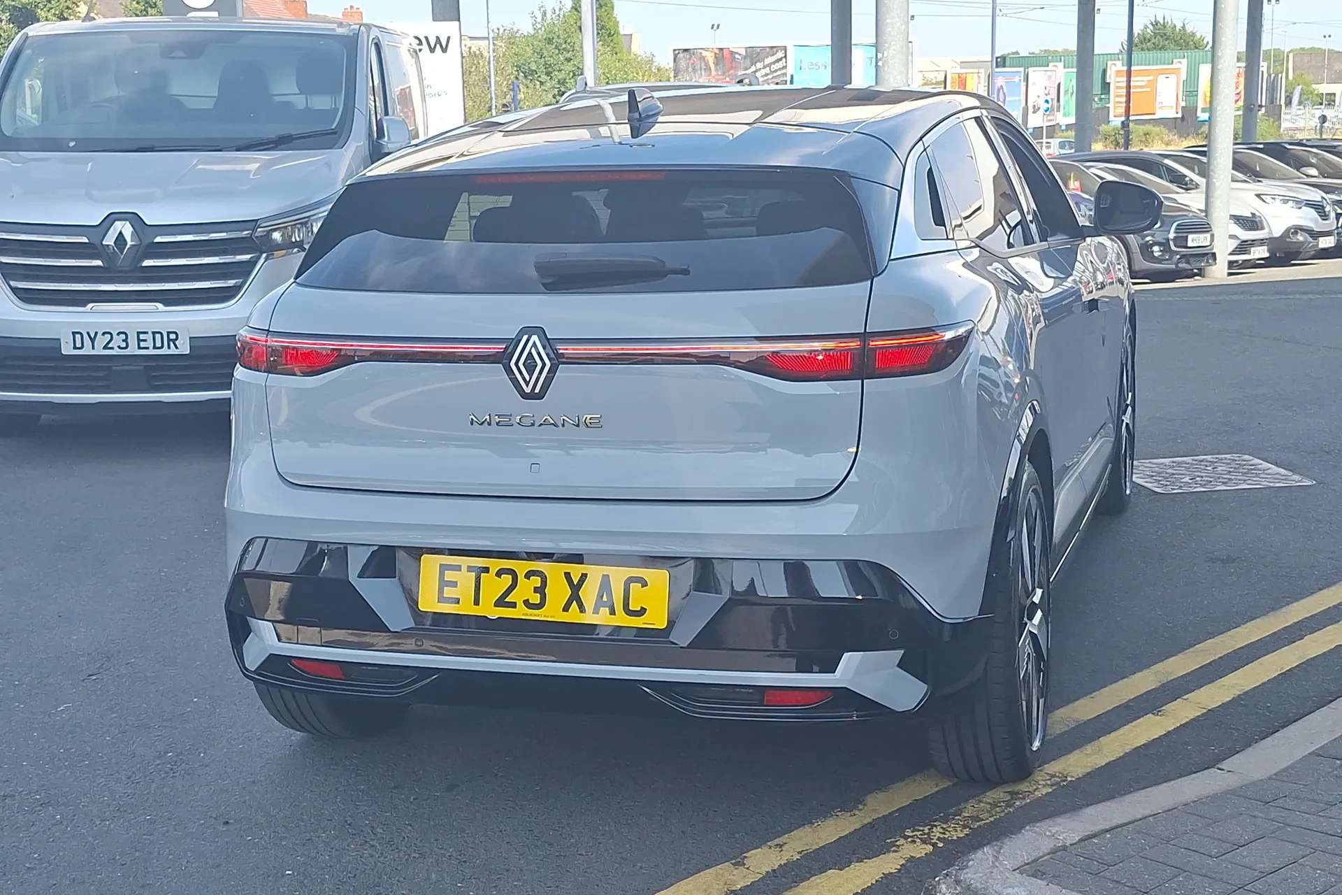 2023 RENAULT MEGANE E-TECH 2023 RENAULT MEGANE E-TECH