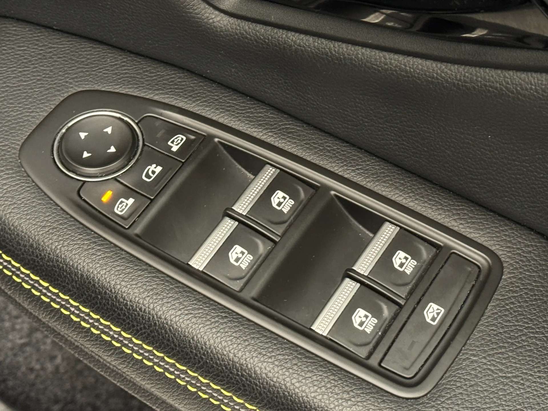 2023 RENAULT MEGANE E-TECH 2023 RENAULT MEGANE E-TECH