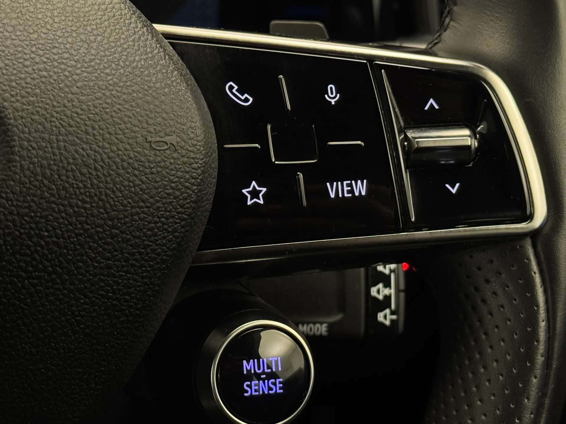 2023 RENAULT MEGANE E-TECH 2023 RENAULT MEGANE E-TECH