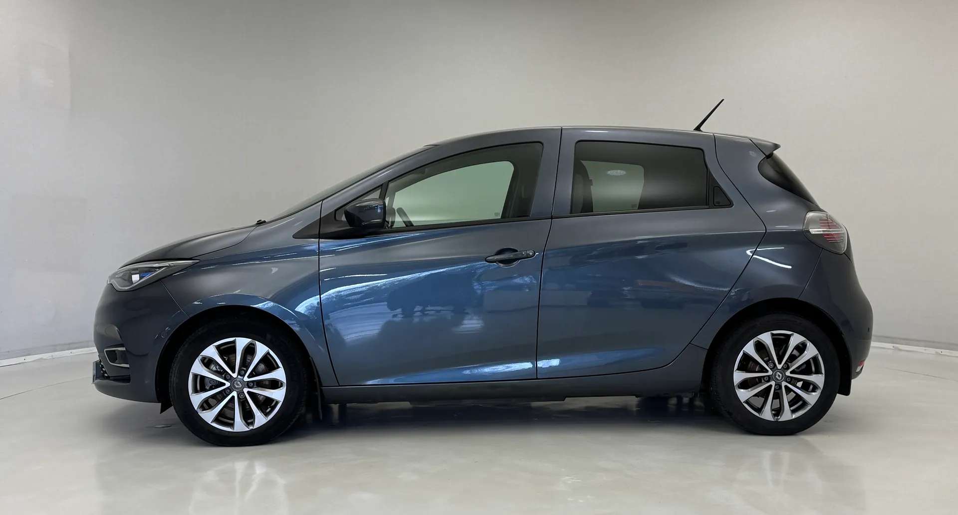 2021 RENAULT ZOE 2021 RENAULT ZOE