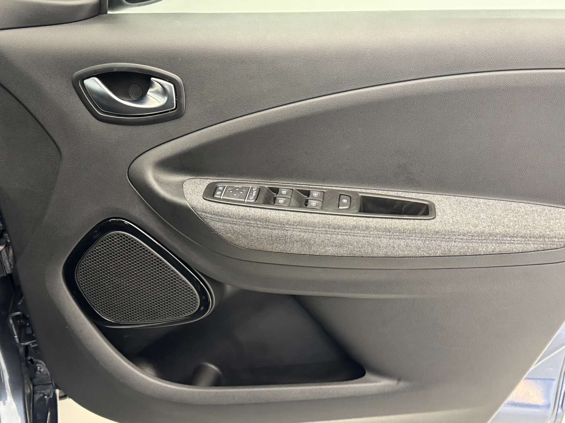 2021 RENAULT ZOE 2021 RENAULT ZOE