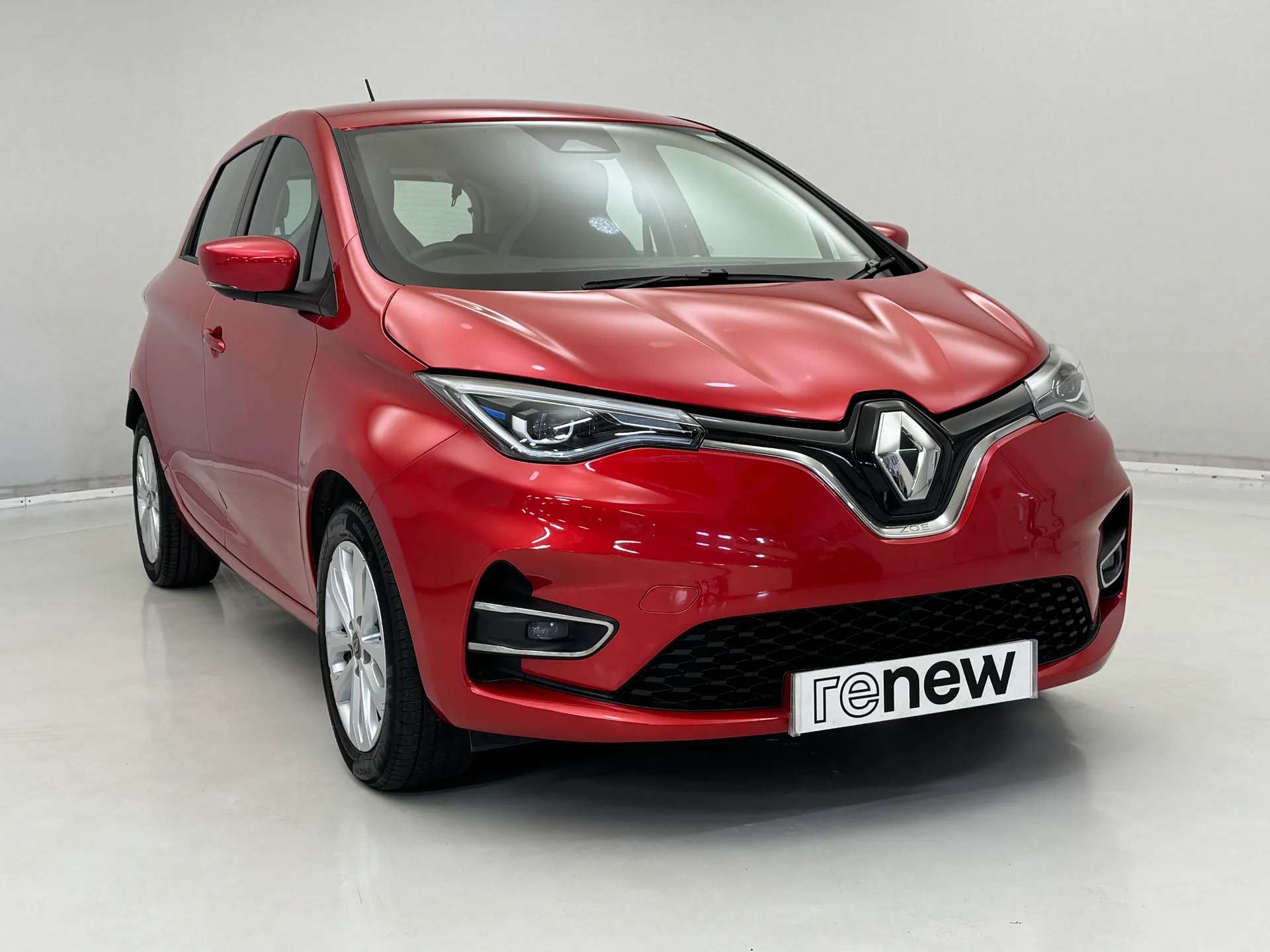 A 2021 RENAULT ZOE 80kW Iconic R110 50kWh Rapid Charge 5dr Auto A 2021 RENAULT ZOE 80kW Iconic R110 50kWh Rapid Charge 5dr Auto