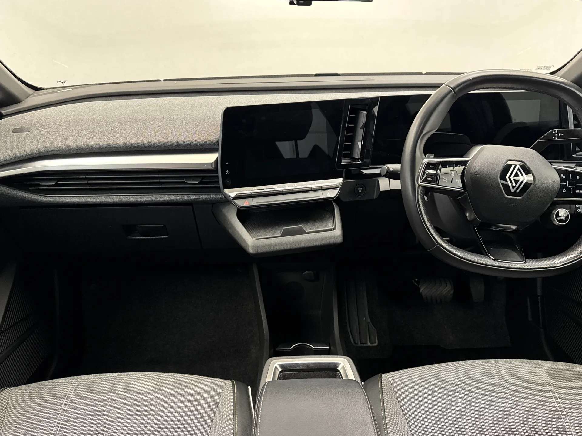 2024 RENAULT MEGANE E-TECH 2024 RENAULT MEGANE E-TECH