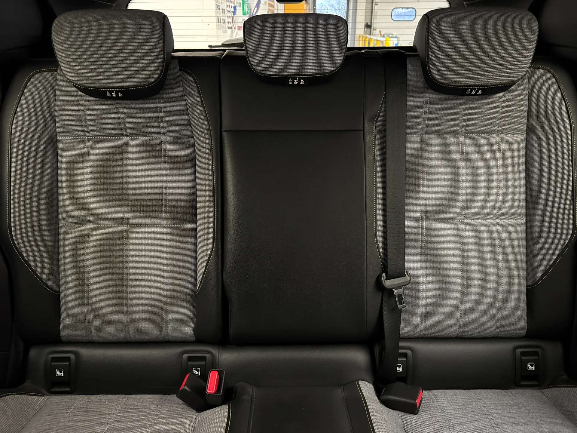 2024 RENAULT MEGANE E-TECH 2024 RENAULT MEGANE E-TECH