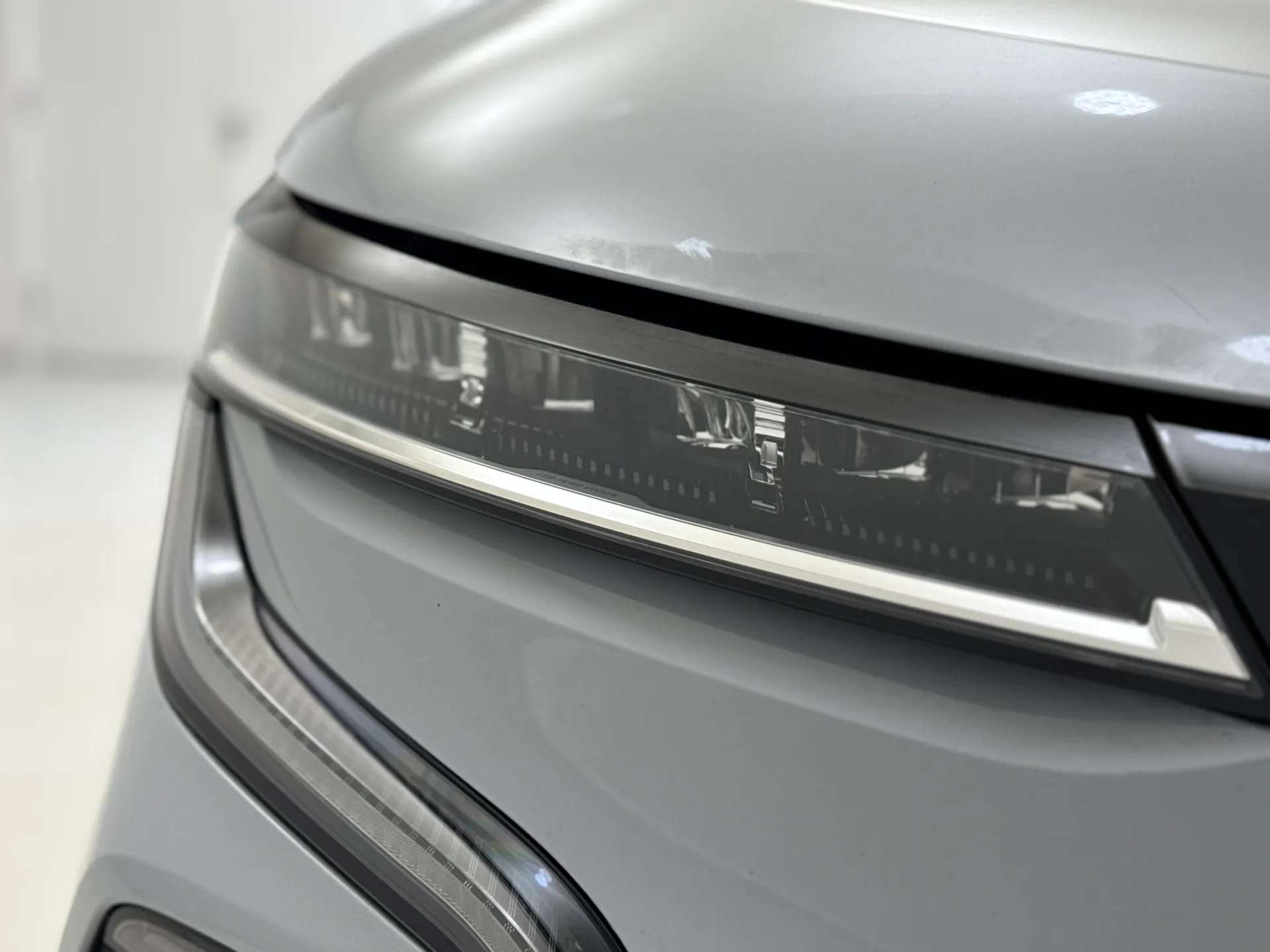 2024 RENAULT MEGANE E-TECH 2024 RENAULT MEGANE E-TECH