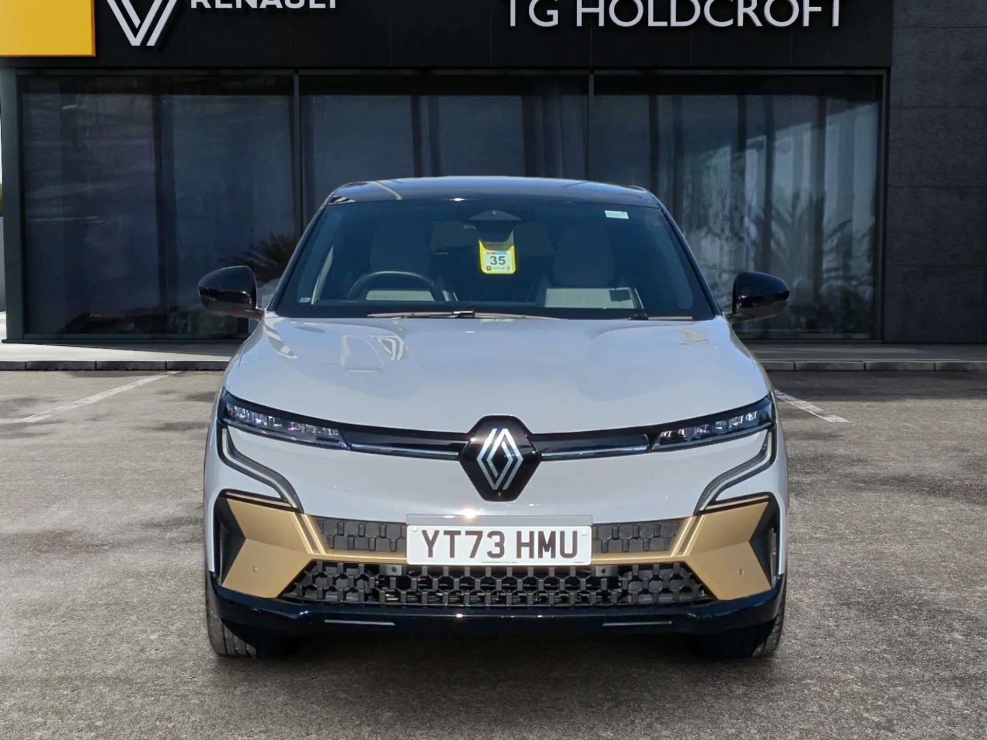 A 2023 RENAULT MEGANE E-TECH EV60 160kW Iconic 60kWh Optimum Charge 5dr Auto A 2023 RENAULT MEGANE E-TECH EV60 160kW Iconic 60kWh Optimum Charge 5dr Auto