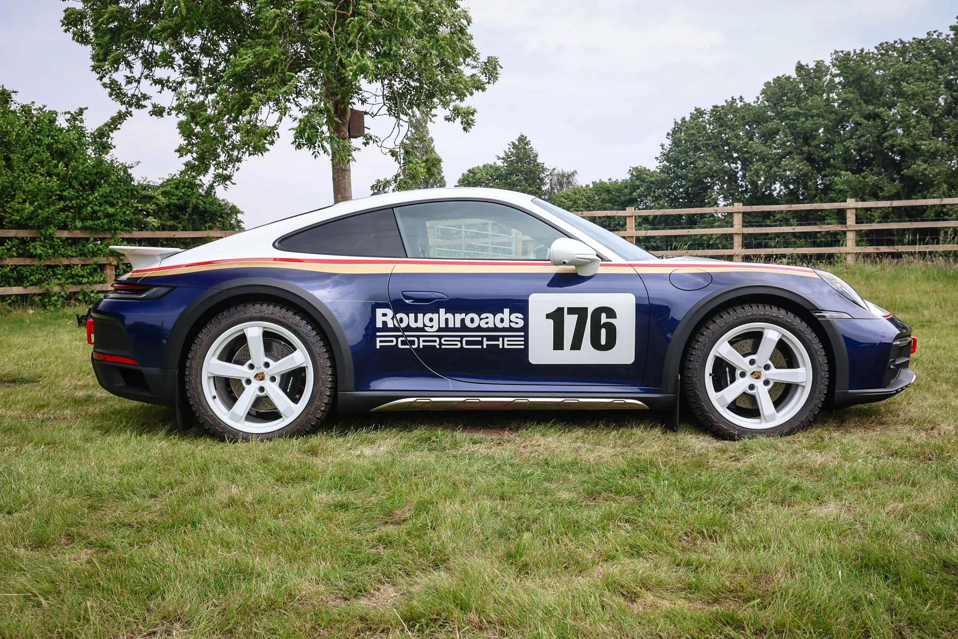 A 2023 PORSCHE 911 2dr PDK A 2023 PORSCHE 911 2dr PDK