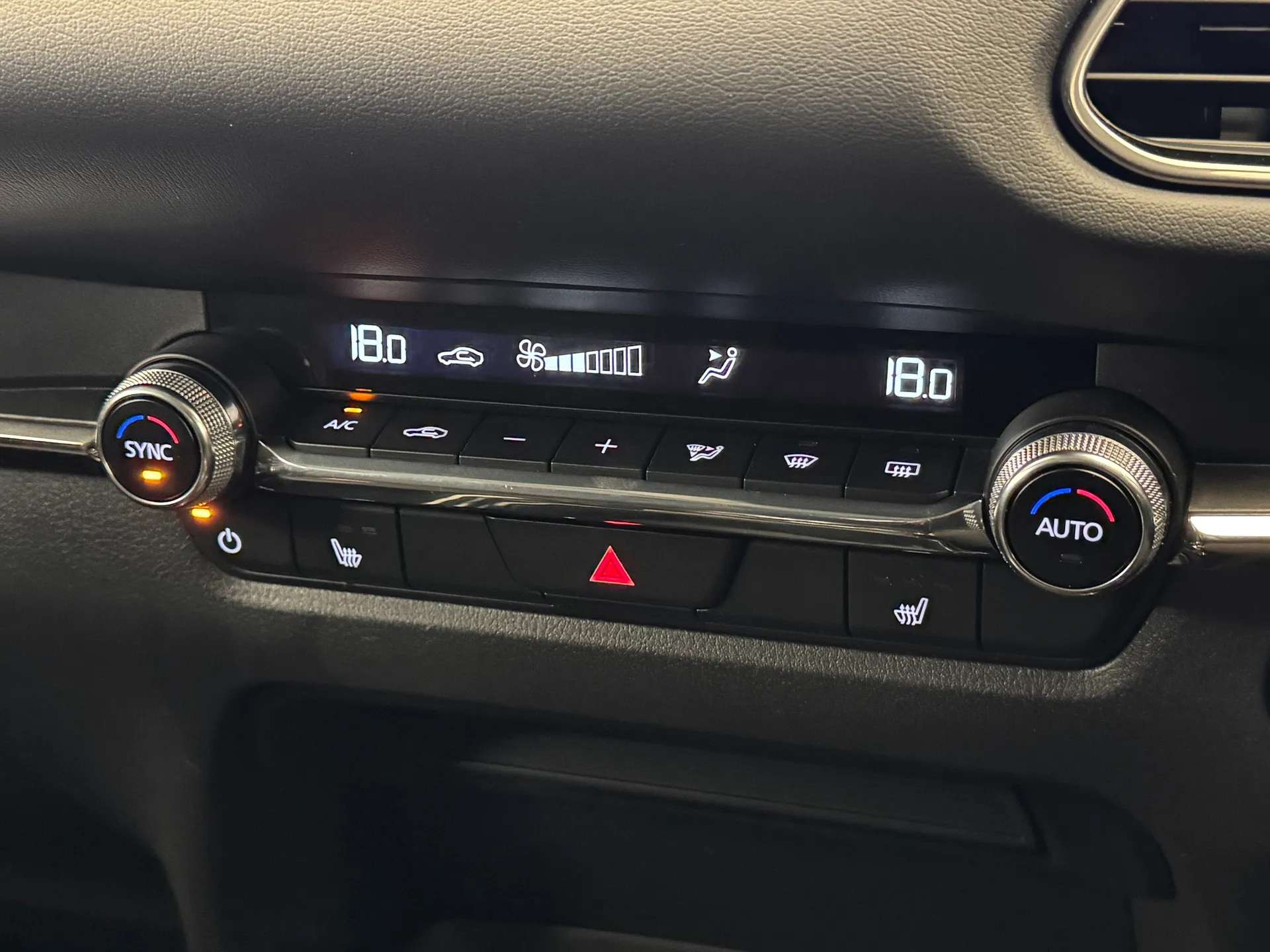 2024 MAZDA CX-30 2024 MAZDA CX-30