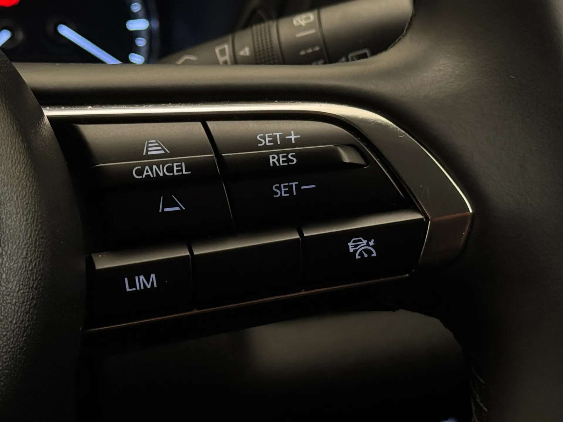 2025 MAZDA CX-30 2025 MAZDA CX-30