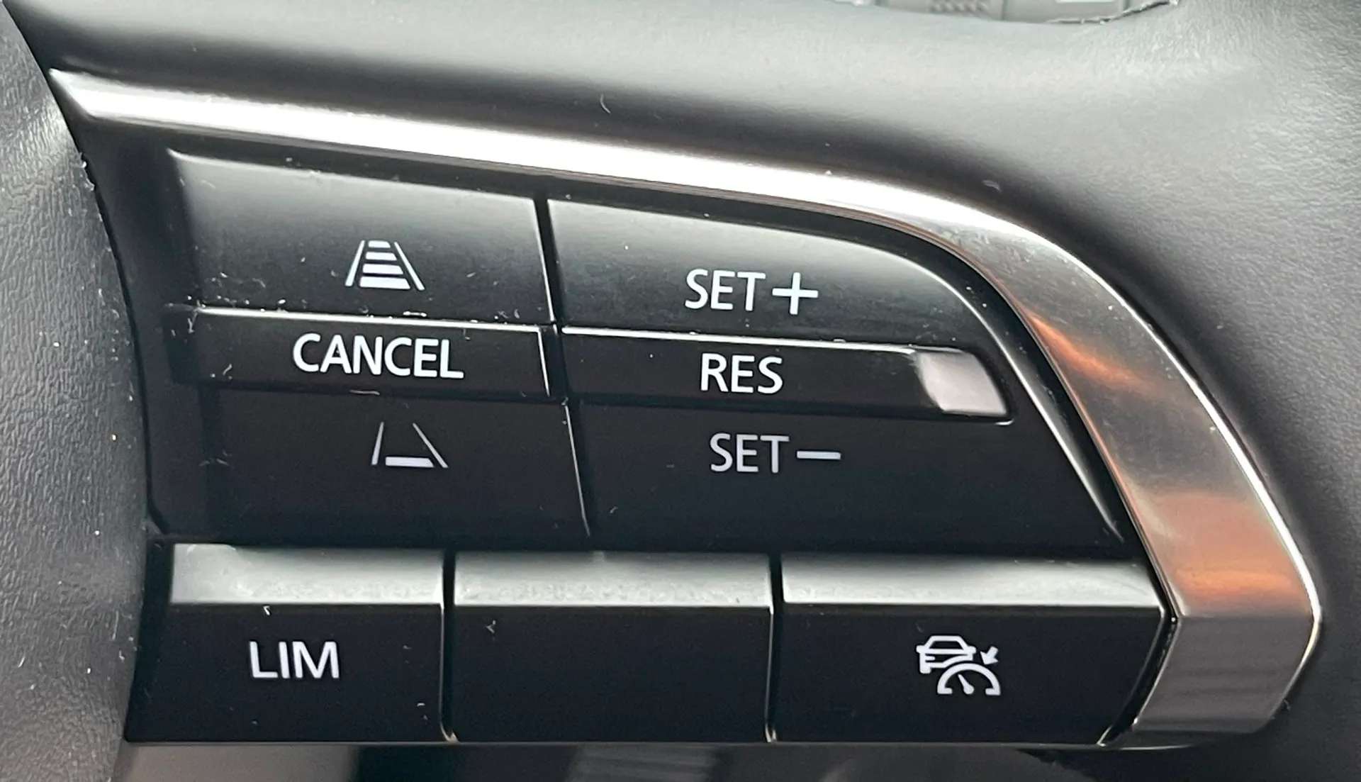 2025 MAZDA CX-30 2025 MAZDA CX-30