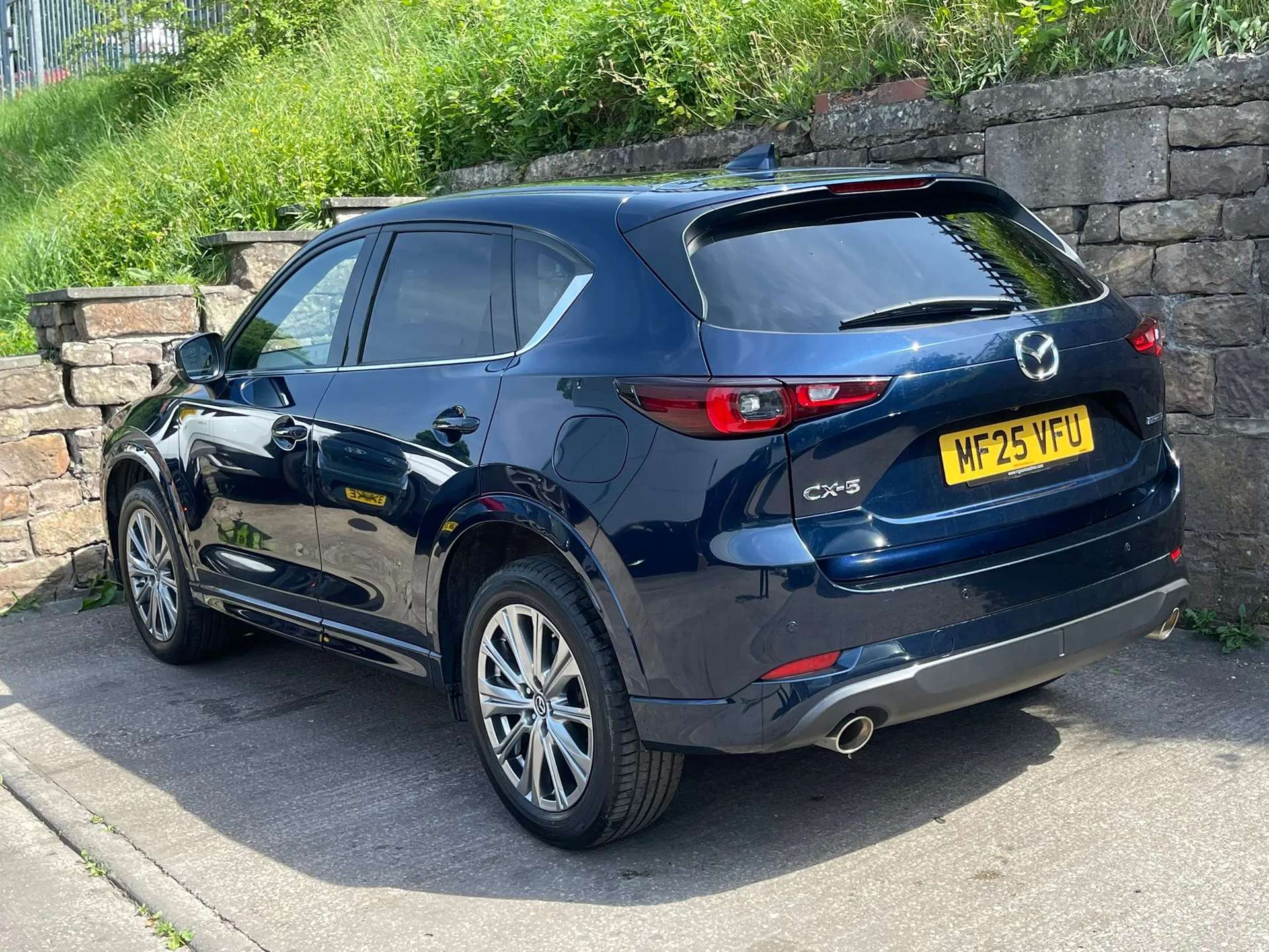 A 2025 MAZDA CX-5 2.0 e-Skyactiv G MHEV Takumi 5dr âPAN ROOFâ360 CAMERAâ A 2025 MAZDA CX-5 2.0 e-Skyactiv G MHEV Takumi 5dr âPAN ROOFâ360 CAMERAâ