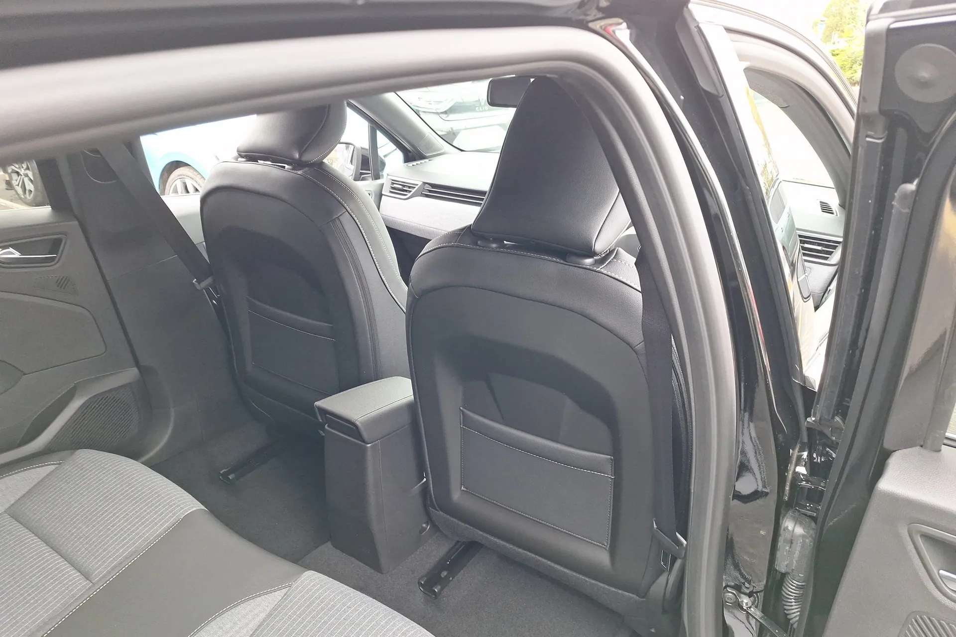 2025 RENAULT CLIO 2025 RENAULT CLIO