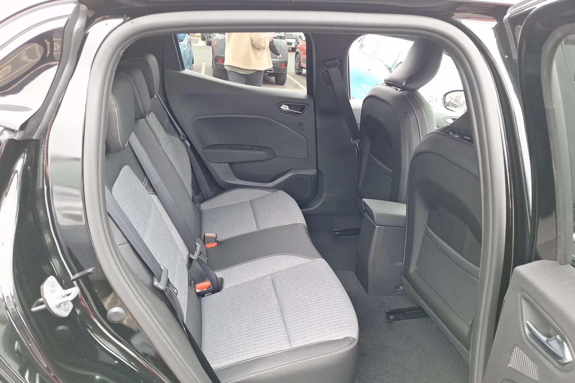 2025 RENAULT CLIO 2025 RENAULT CLIO