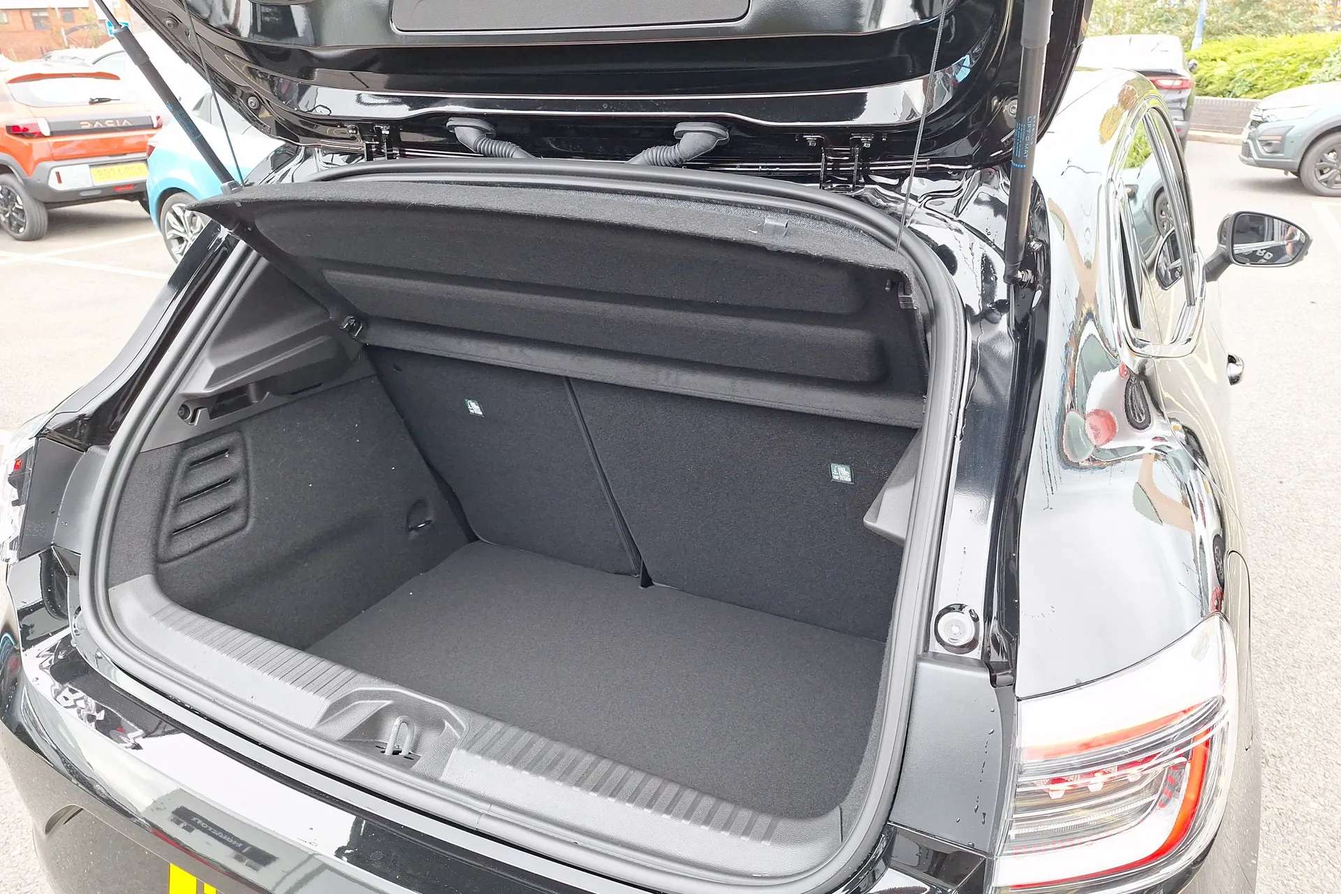 2025 RENAULT CLIO 2025 RENAULT CLIO