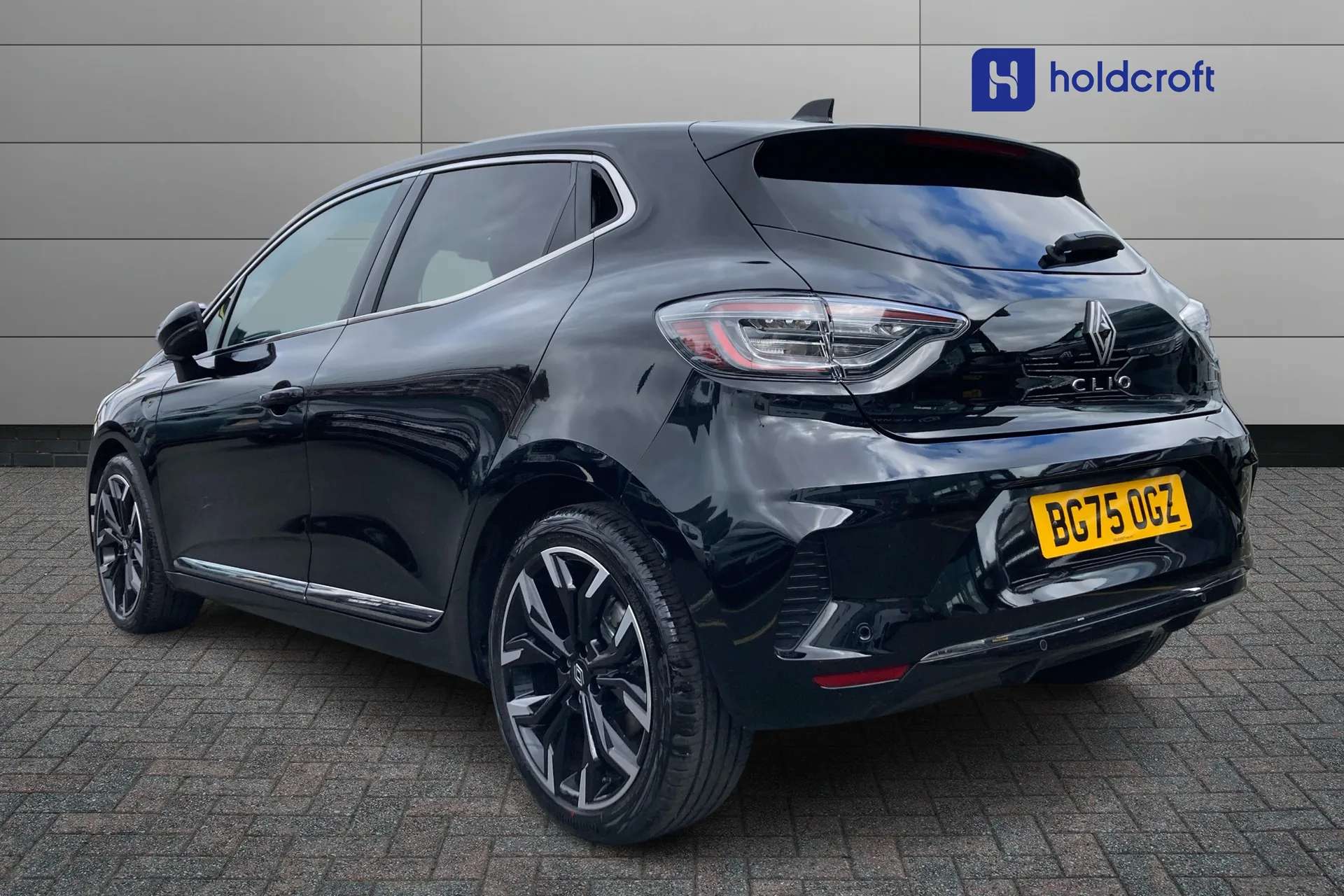 A 2025 RENAULT CLIO 1.6 E-TECH full hybrid 145 Techno 5dr Auto A 2025 RENAULT CLIO 1.6 E-TECH full hybrid 145 Techno 5dr Auto