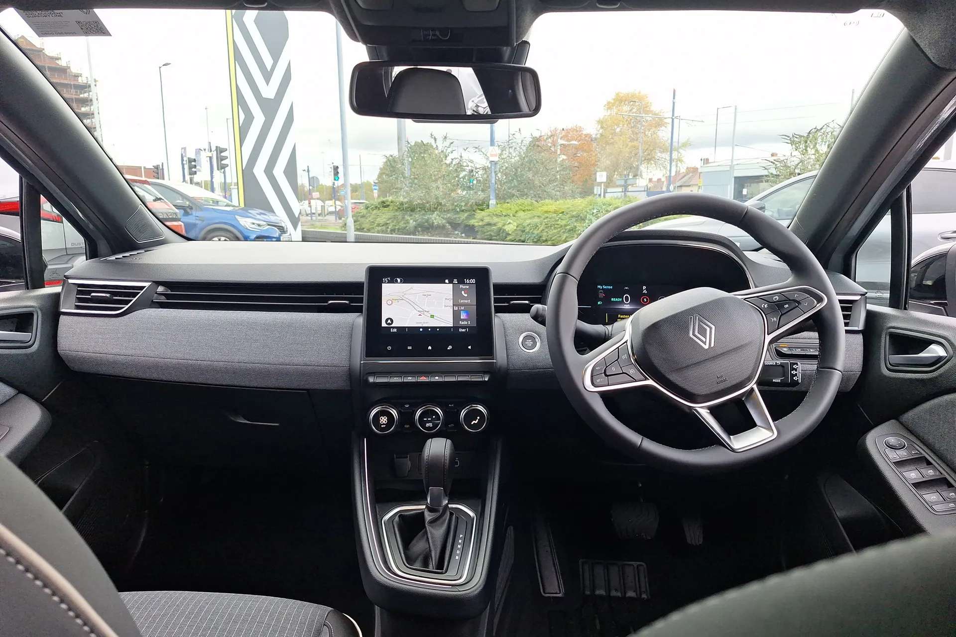 A 2025 RENAULT CLIO 1.6 E-TECH full hybrid 145 Techno 5dr Auto A 2025 RENAULT CLIO 1.6 E-TECH full hybrid 145 Techno 5dr Auto