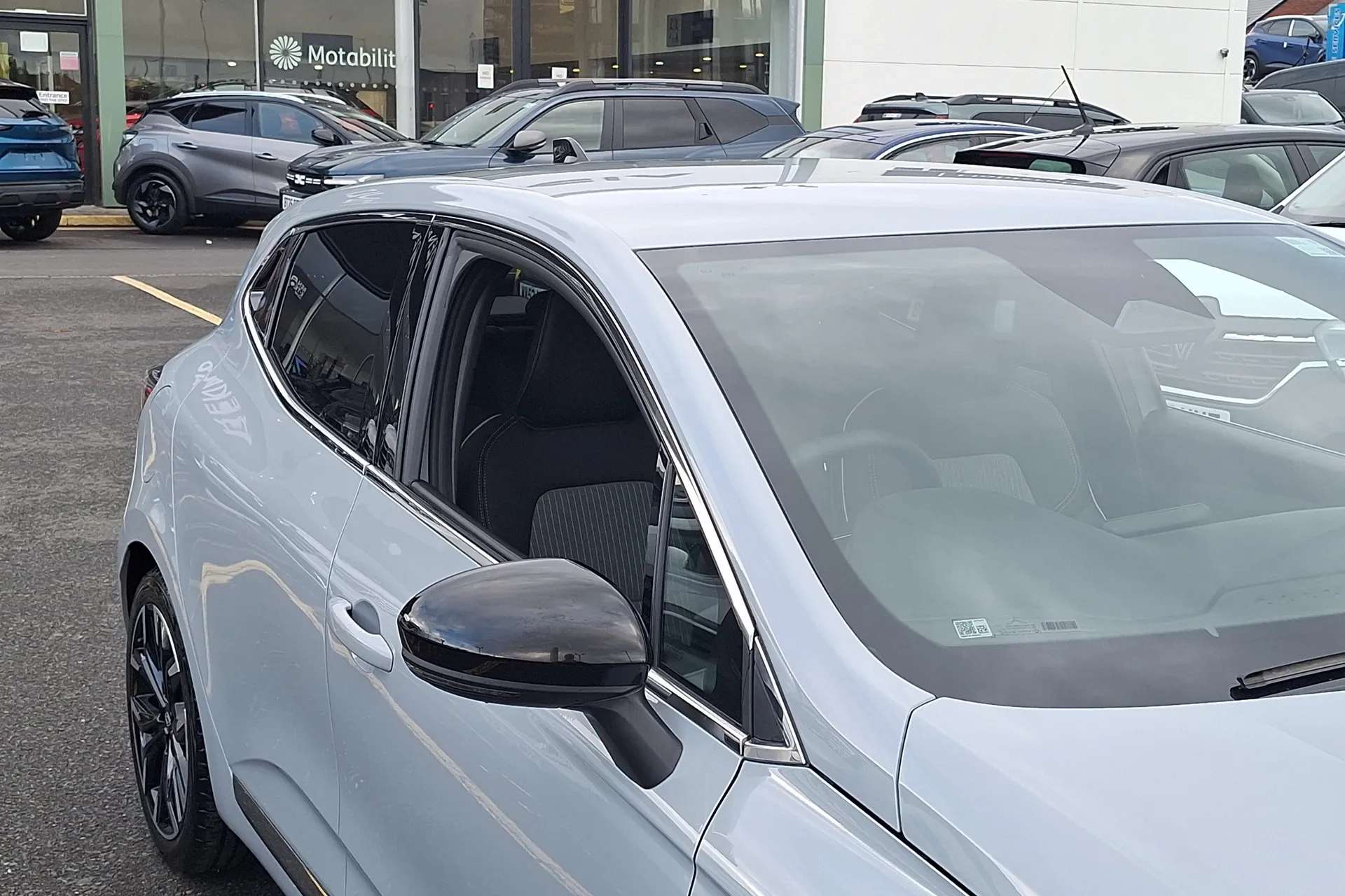 2025 RENAULT CLIO 2025 RENAULT CLIO