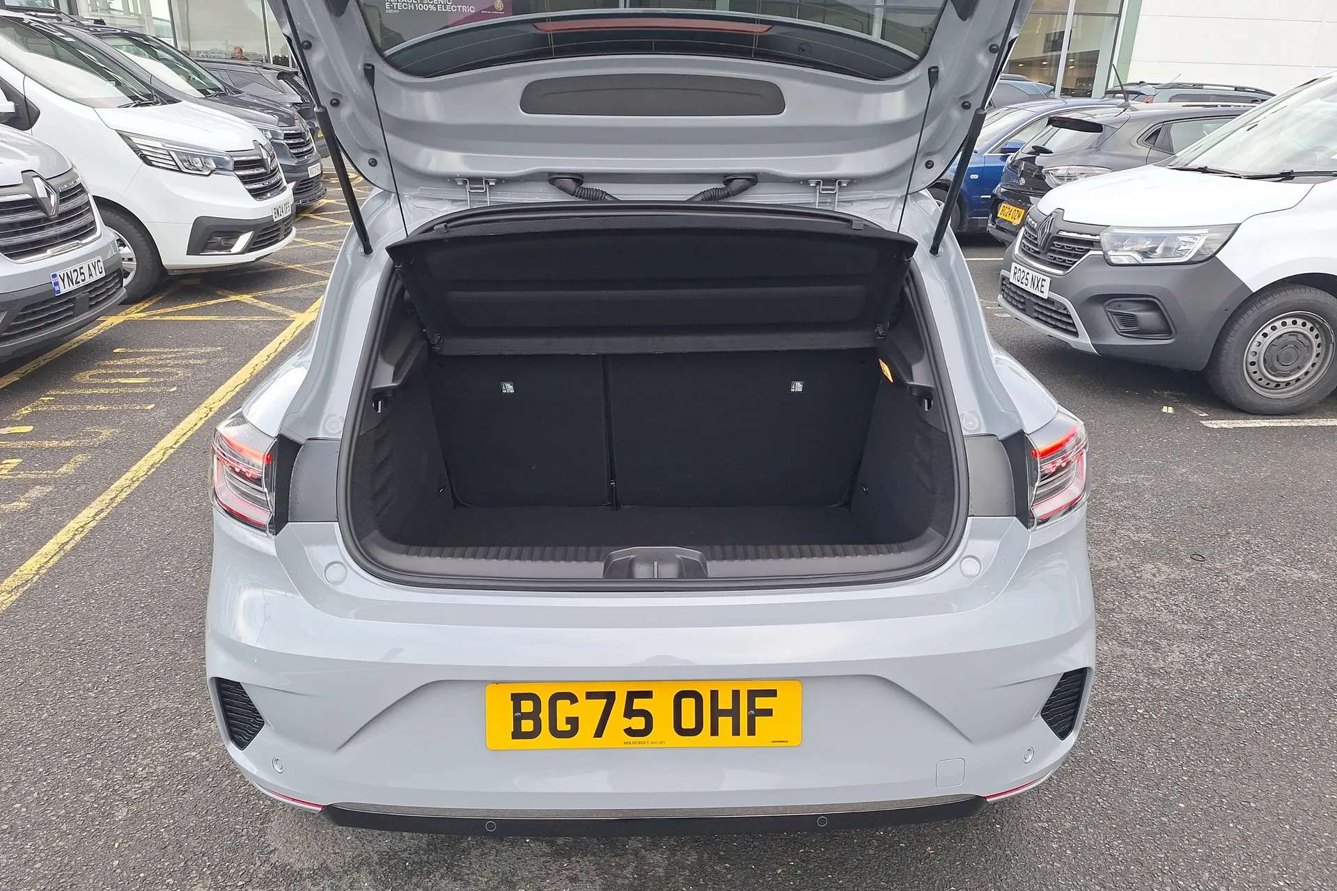 2025 RENAULT CLIO 2025 RENAULT CLIO