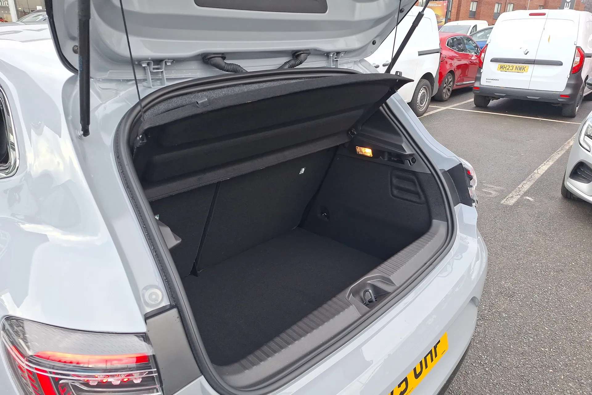 2025 RENAULT CLIO 2025 RENAULT CLIO