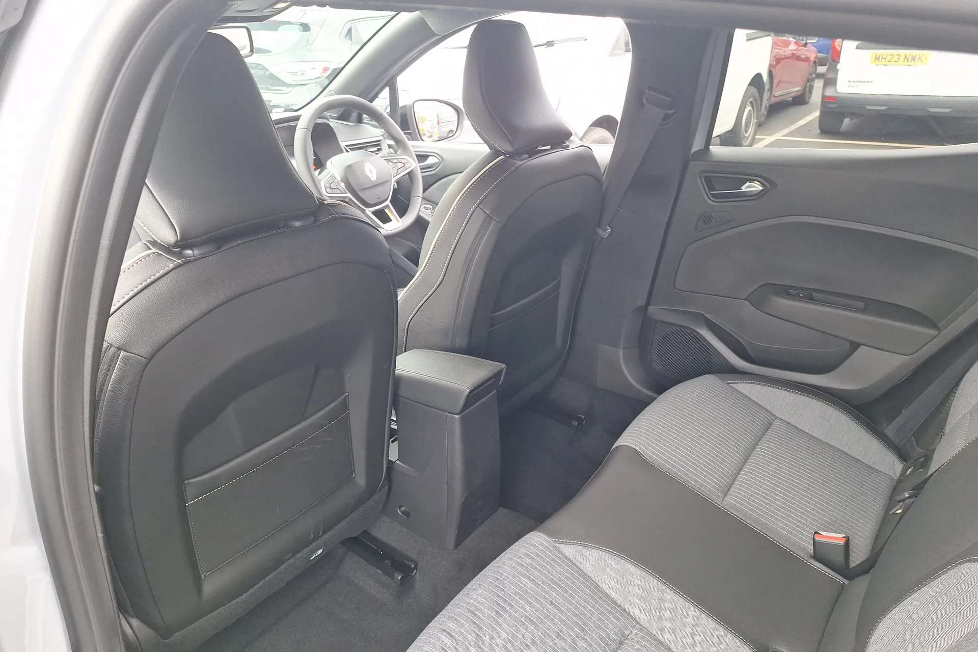 2025 RENAULT CLIO 2025 RENAULT CLIO