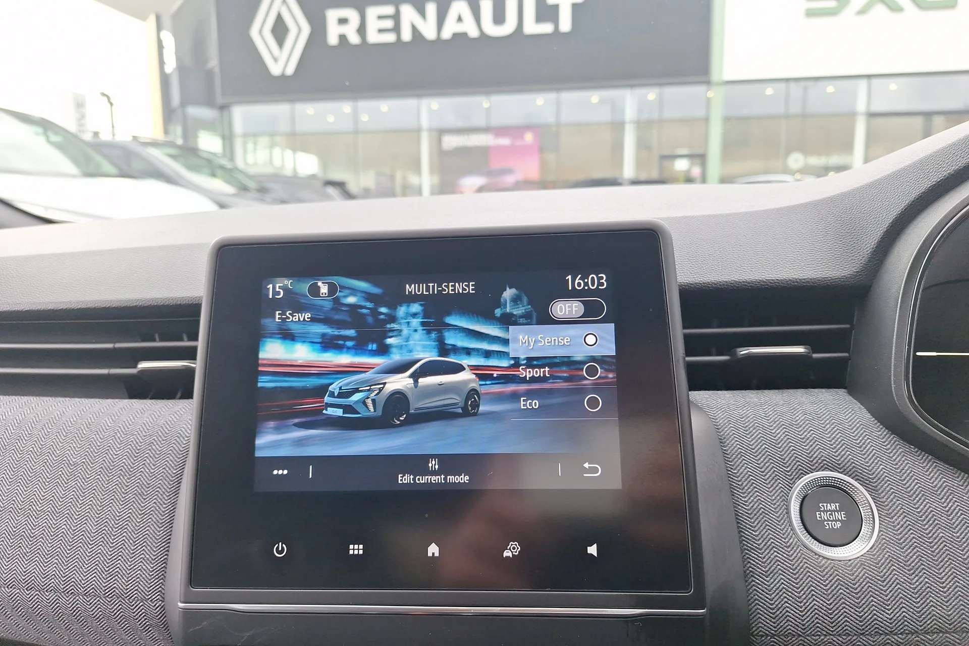 2025 RENAULT CLIO 2025 RENAULT CLIO