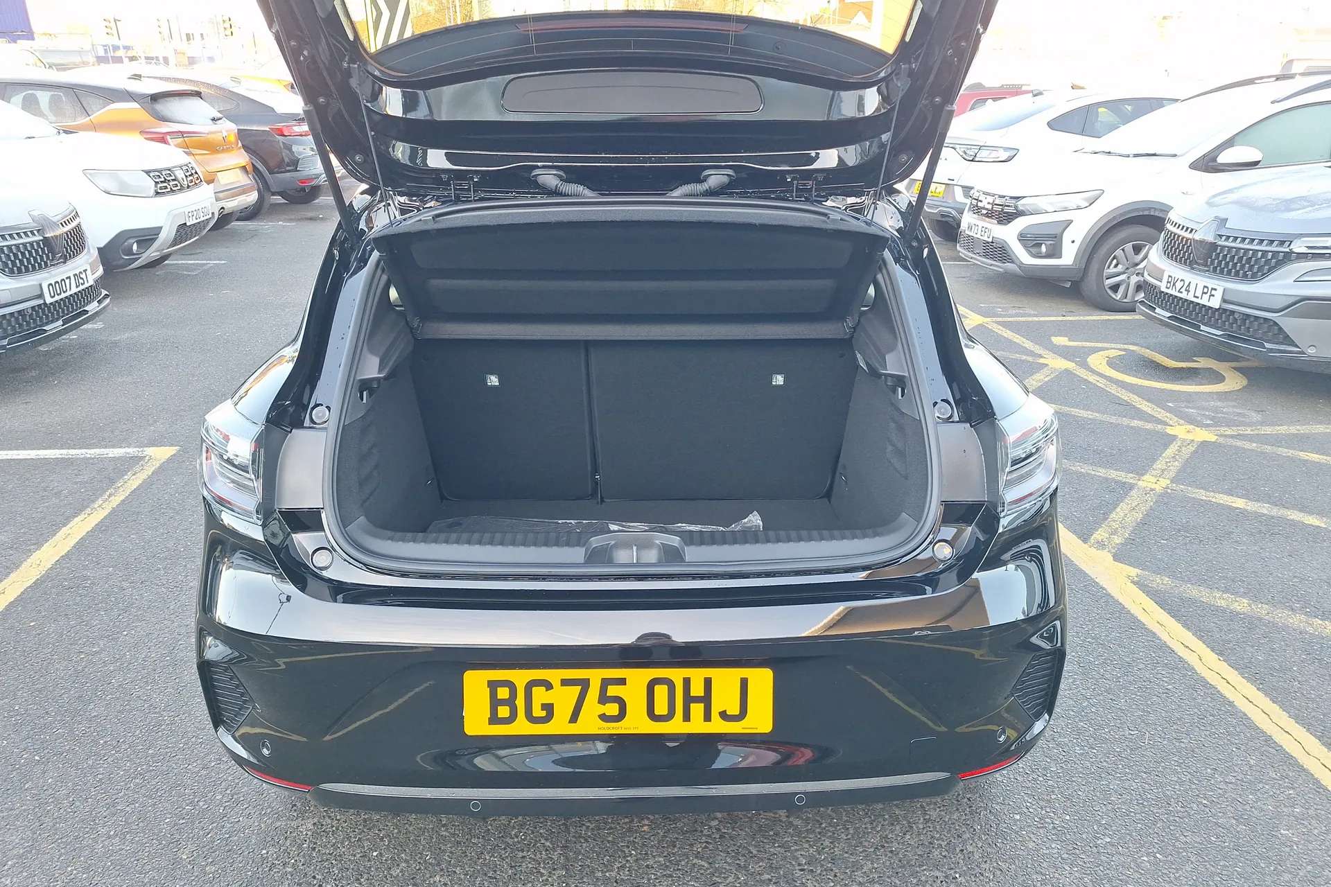 2025 RENAULT CLIO 2025 RENAULT CLIO