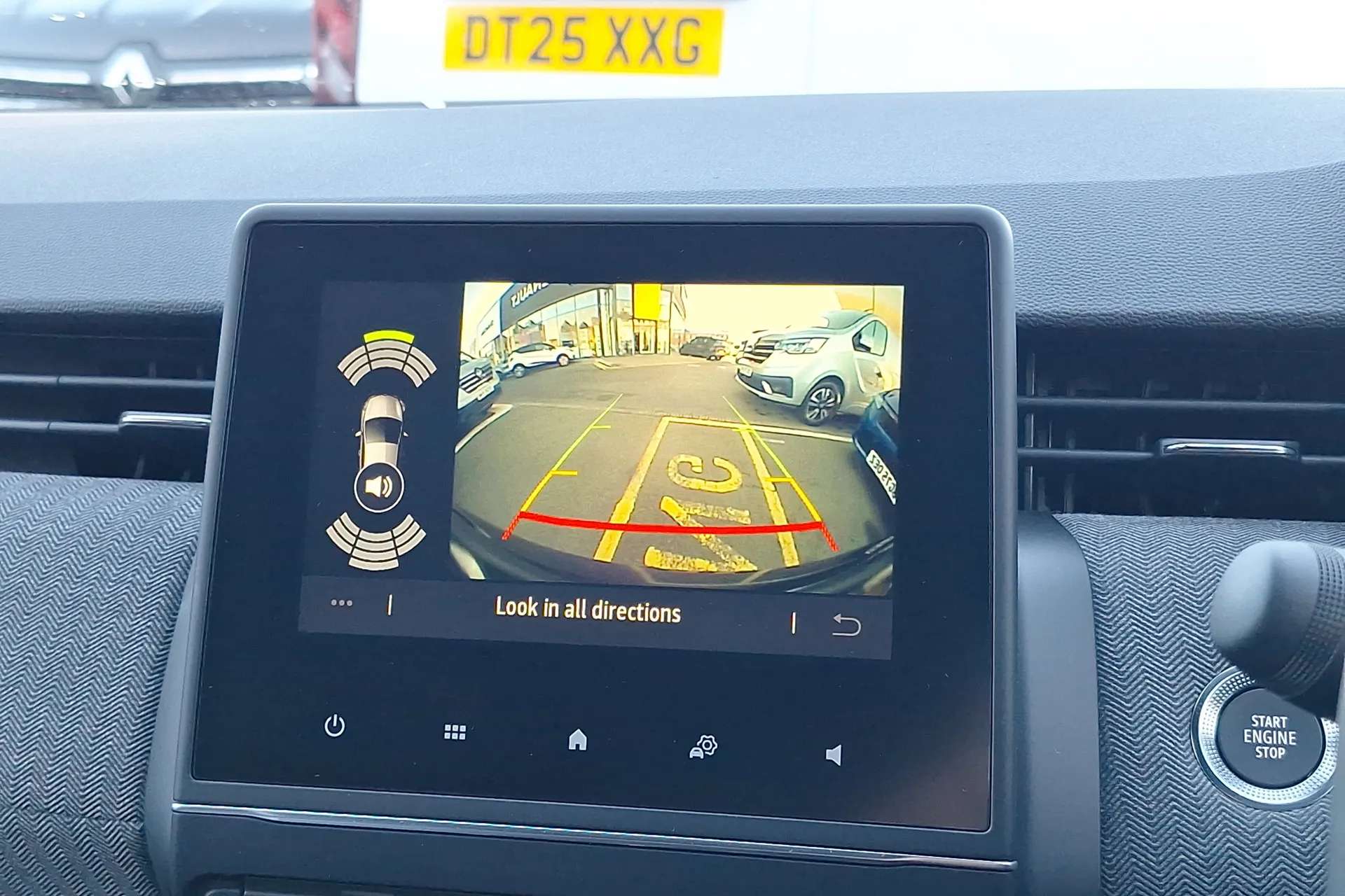 2025 RENAULT CLIO 2025 RENAULT CLIO