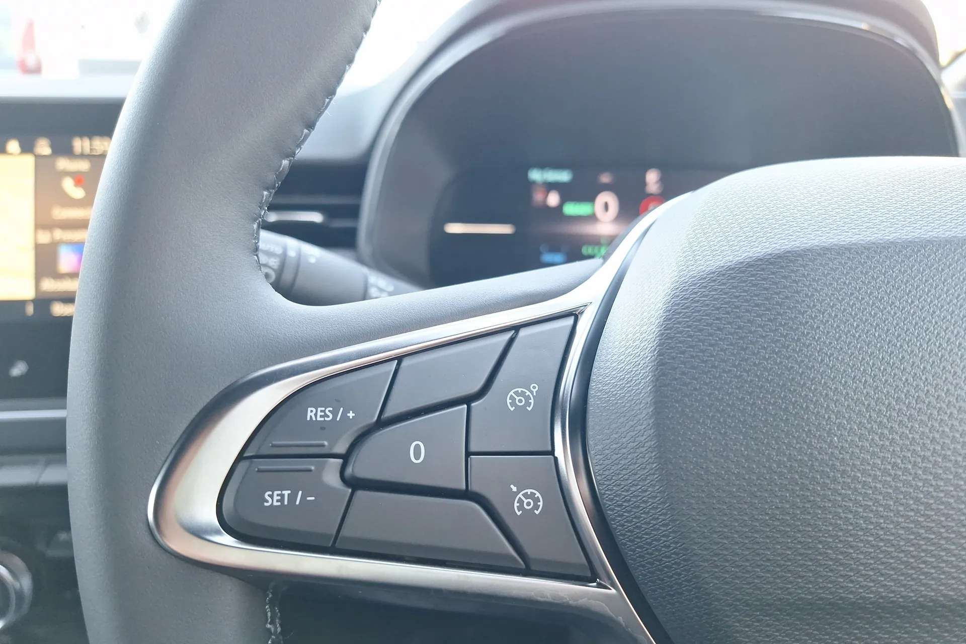 2025 RENAULT CLIO 2025 RENAULT CLIO