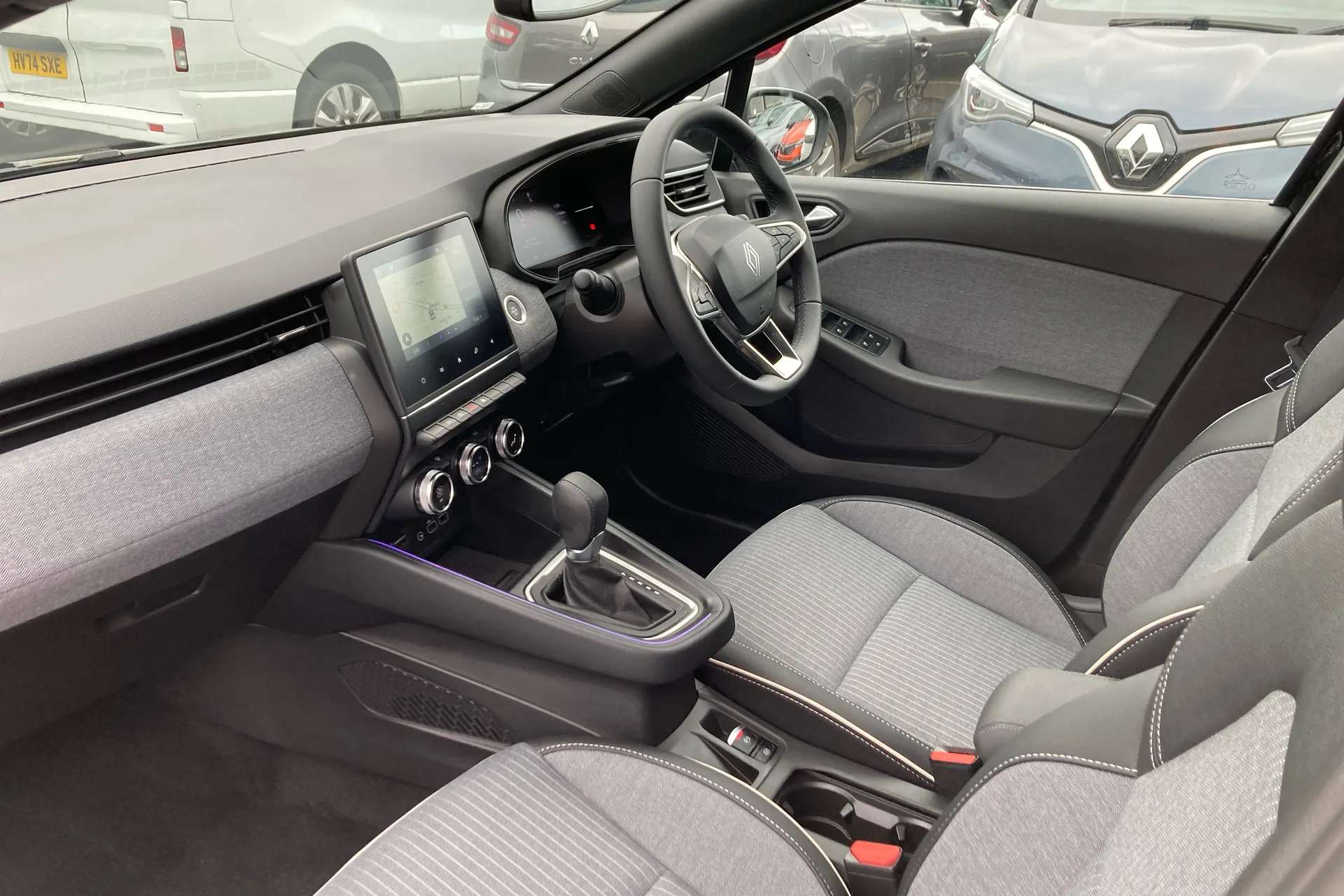 A 2025 RENAULT CLIO 1.6 E-TECH full hybrid 145 Techno 5dr Auto A 2025 RENAULT CLIO 1.6 E-TECH full hybrid 145 Techno 5dr Auto