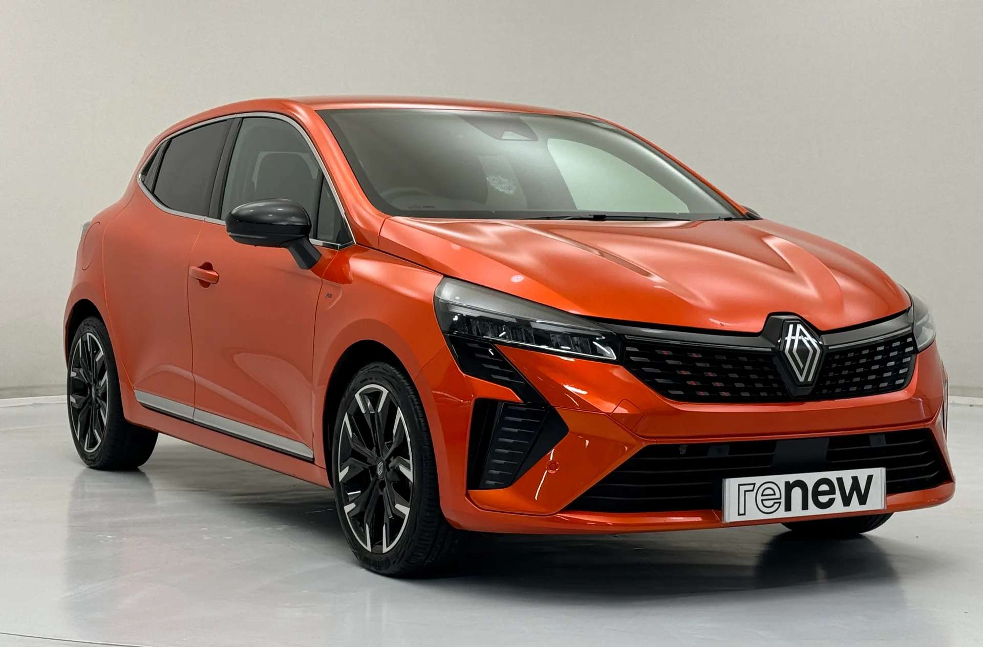 A 2024 RENAULT CLIO 1.6 E-TECH full hybrid 145 Techno 5dr Auto A 2024 RENAULT CLIO 1.6 E-TECH full hybrid 145 Techno 5dr Auto