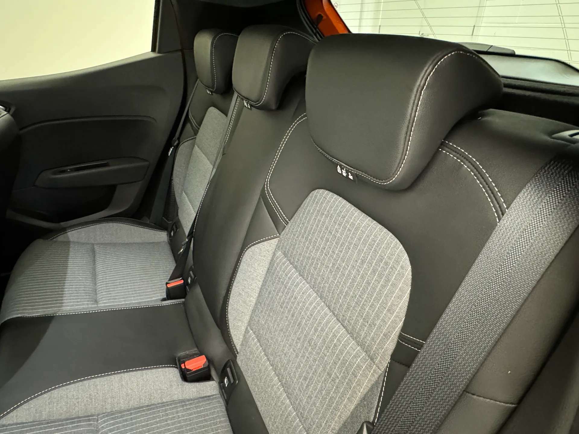 2024 RENAULT CLIO 2024 RENAULT CLIO