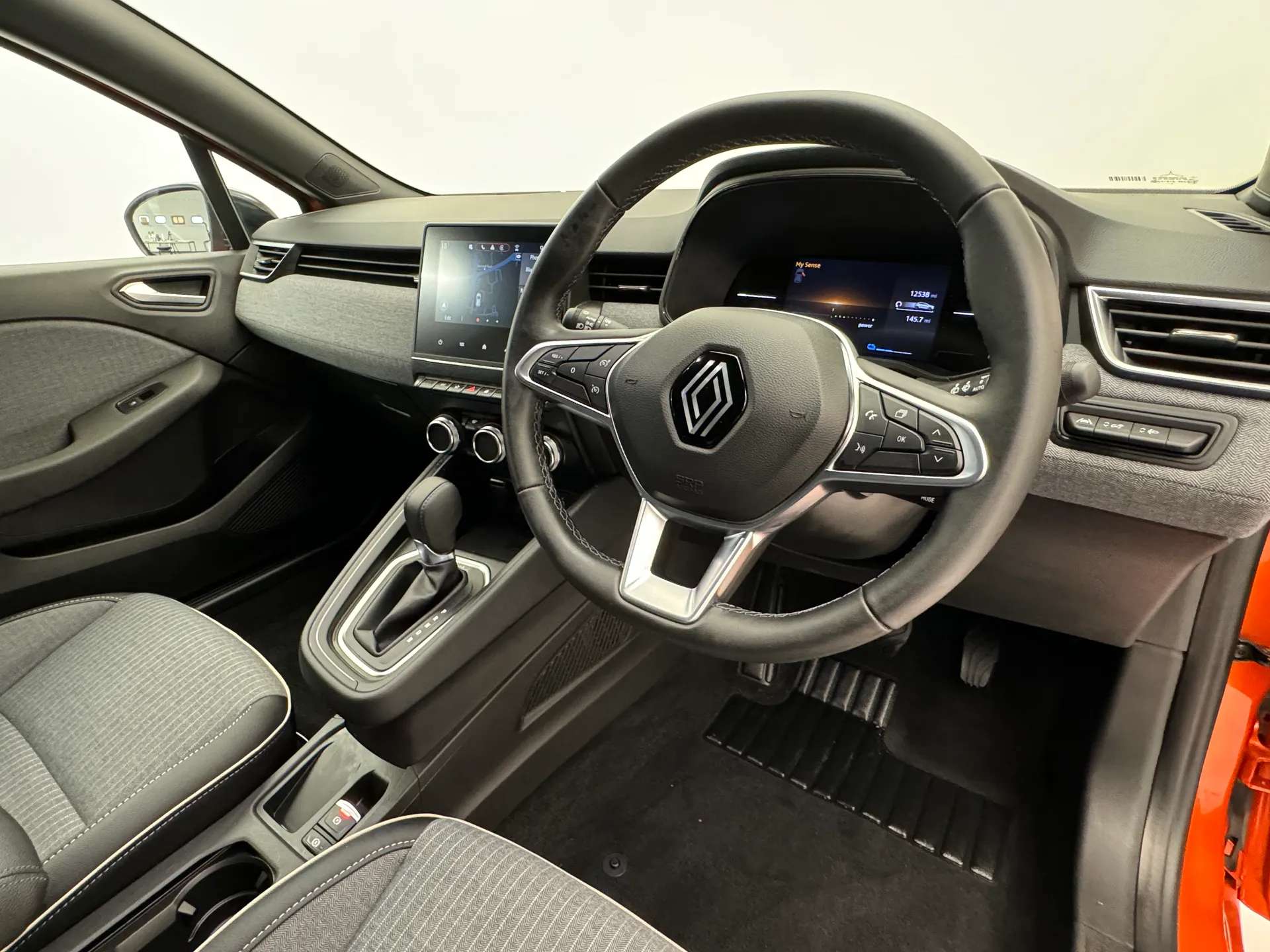 2024 RENAULT CLIO 2024 RENAULT CLIO