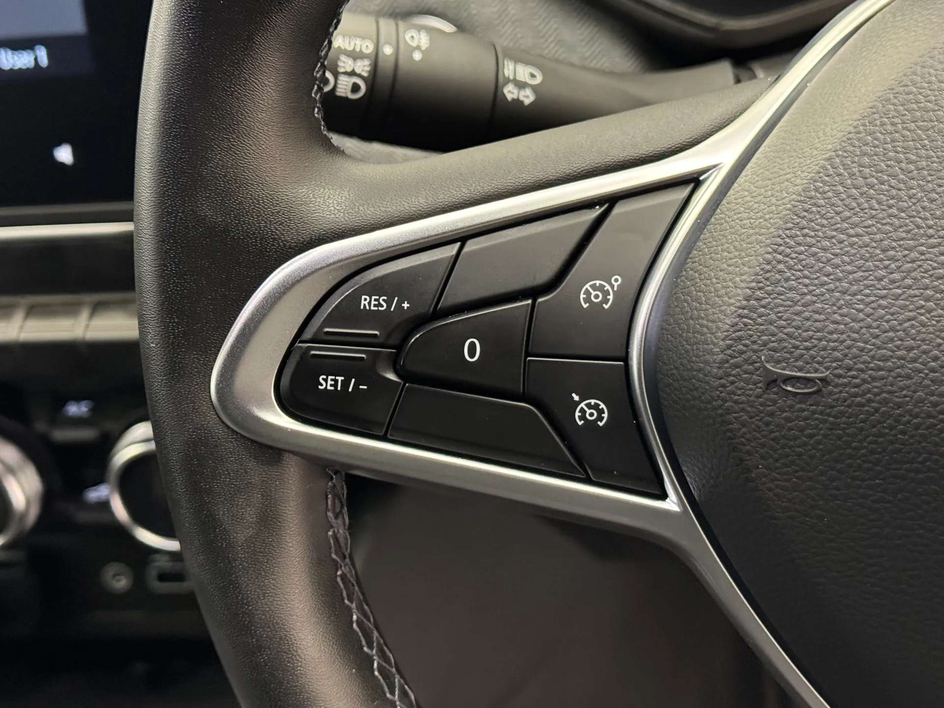 2024 RENAULT CLIO 2024 RENAULT CLIO