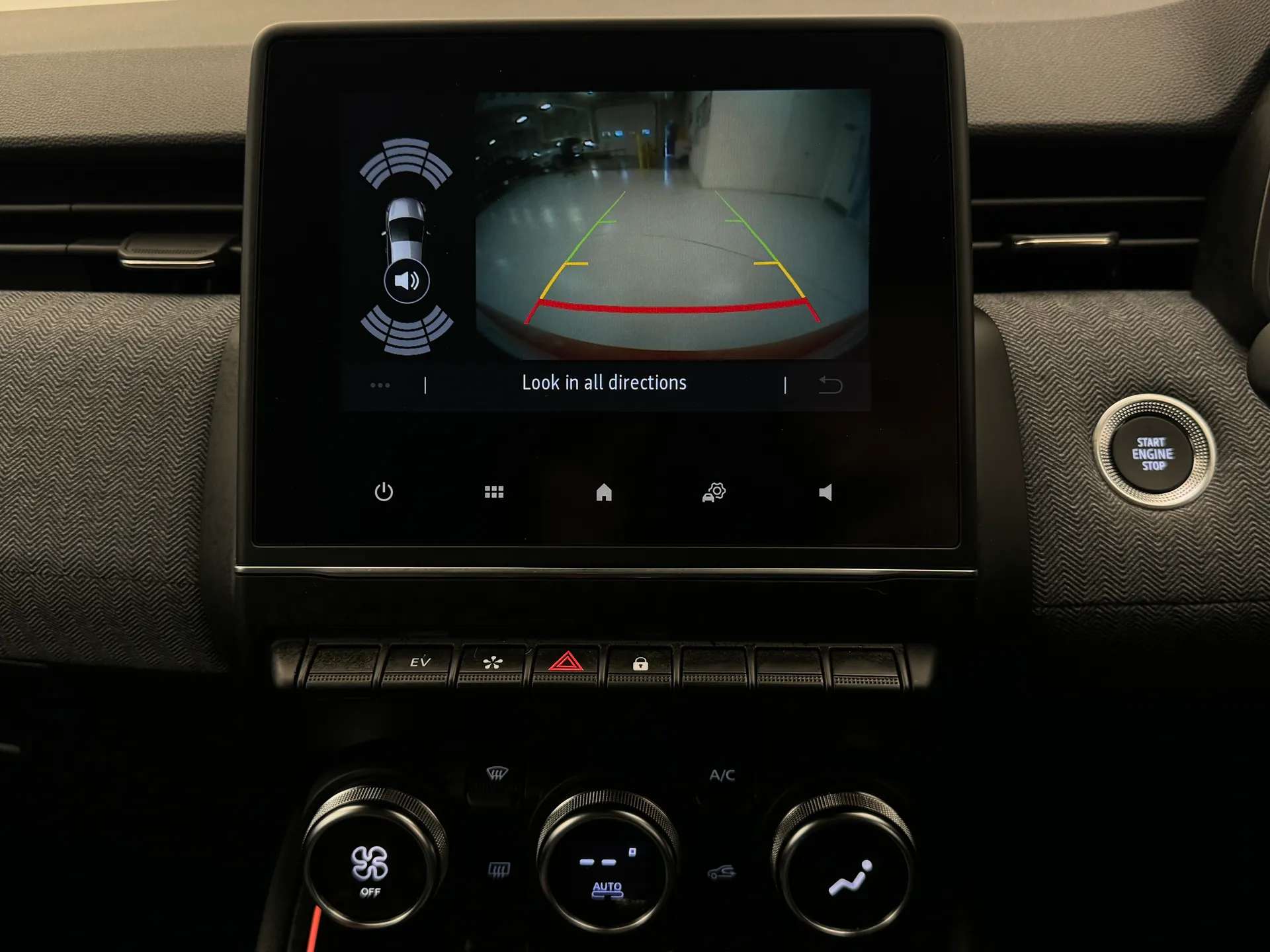2024 RENAULT CLIO 2024 RENAULT CLIO