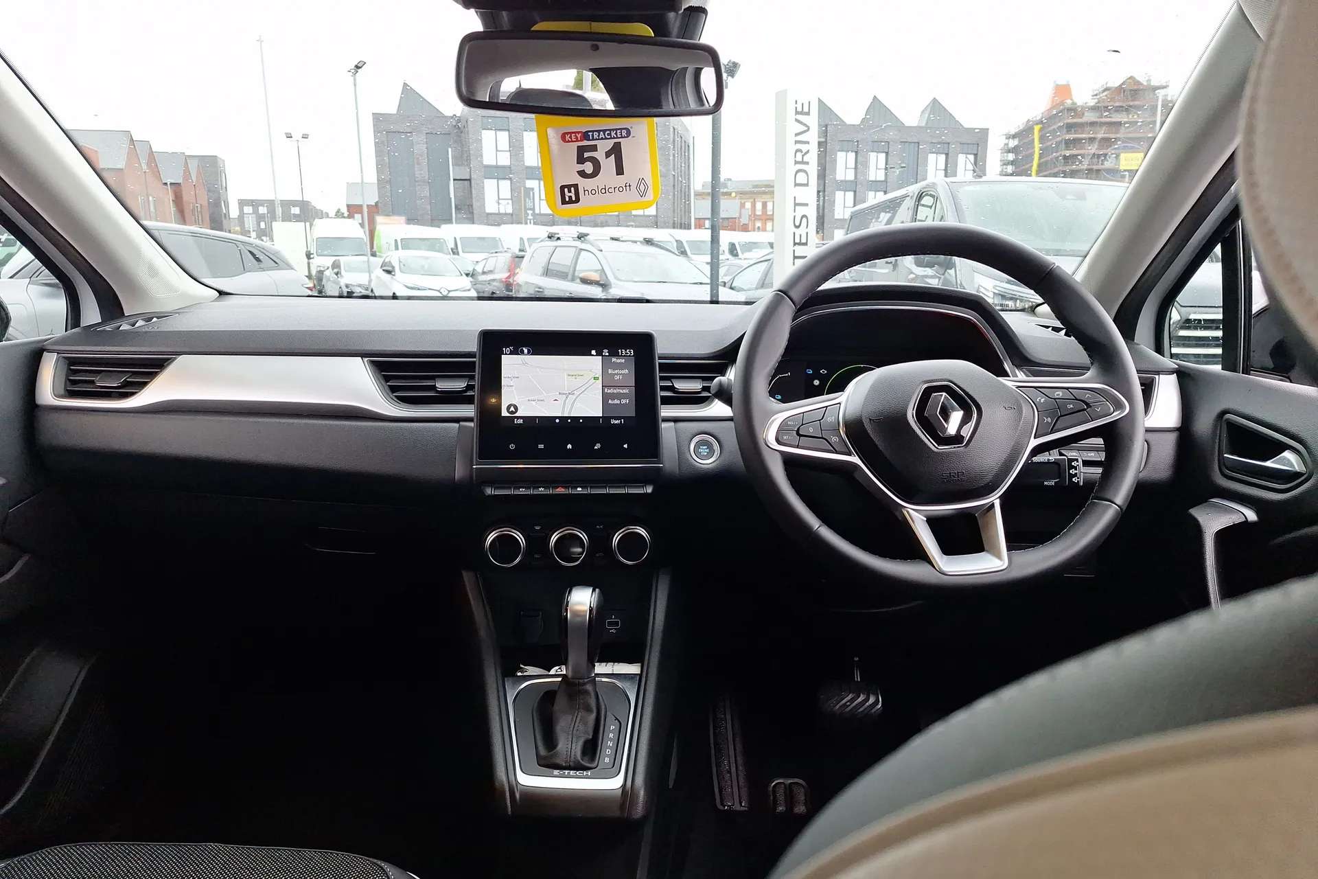 A 2022 RENAULT CAPTUR 1.6 E-Tech full hybrid 145 Techno 5dr Auto A 2022 RENAULT CAPTUR 1.6 E-Tech full hybrid 145 Techno 5dr Auto