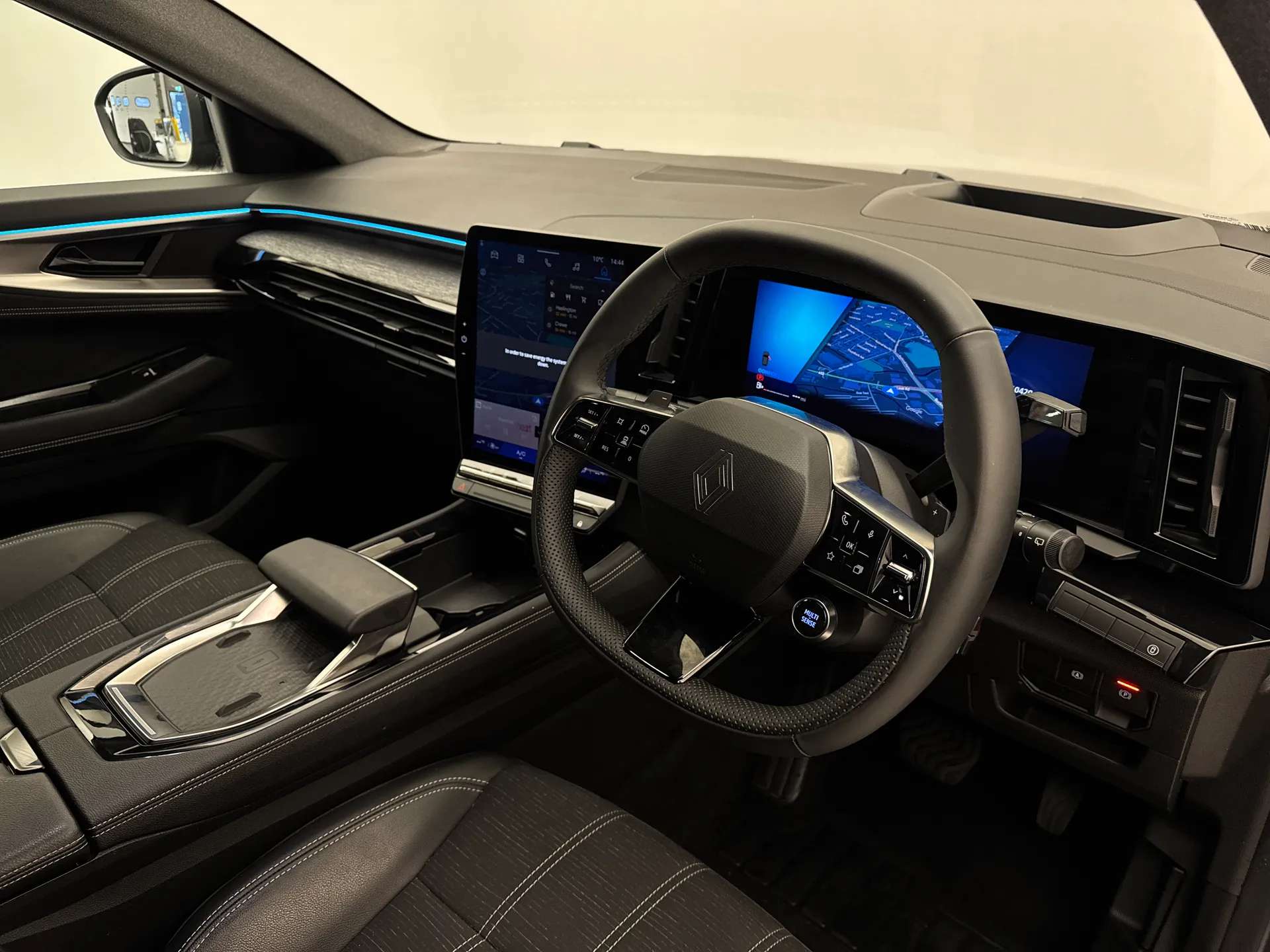 2025 RENAULT AUSTRAL 2025 RENAULT AUSTRAL