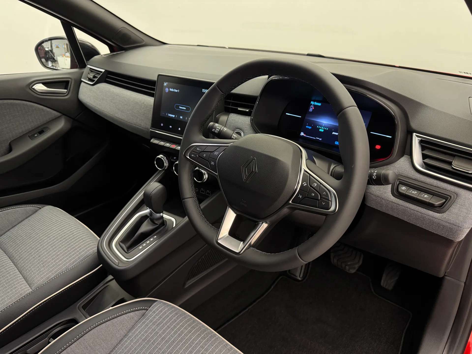 2025 RENAULT CLIO 2025 RENAULT CLIO