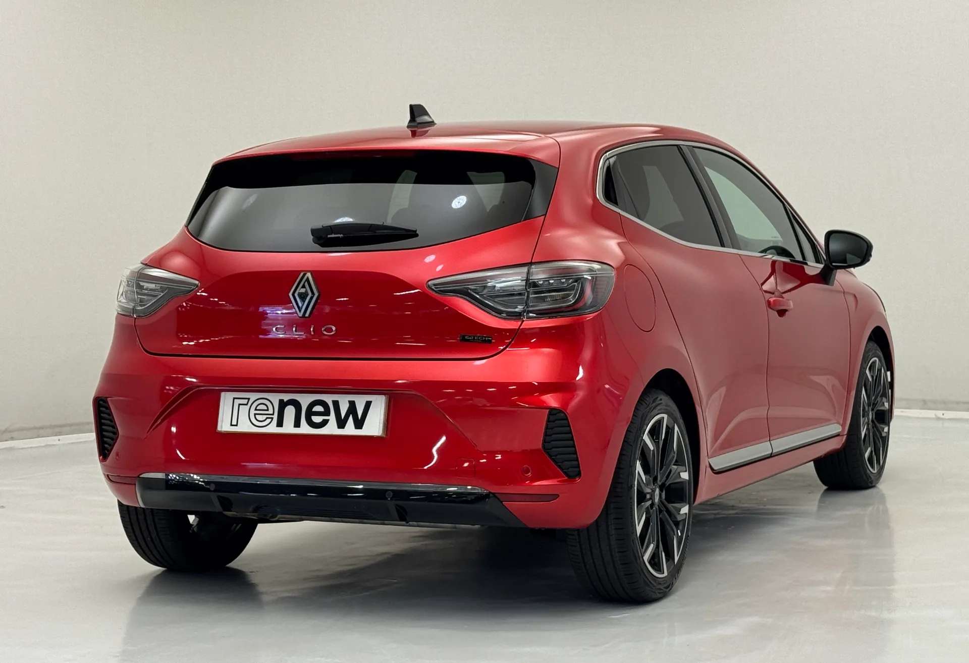 2025 RENAULT CLIO 2025 RENAULT CLIO