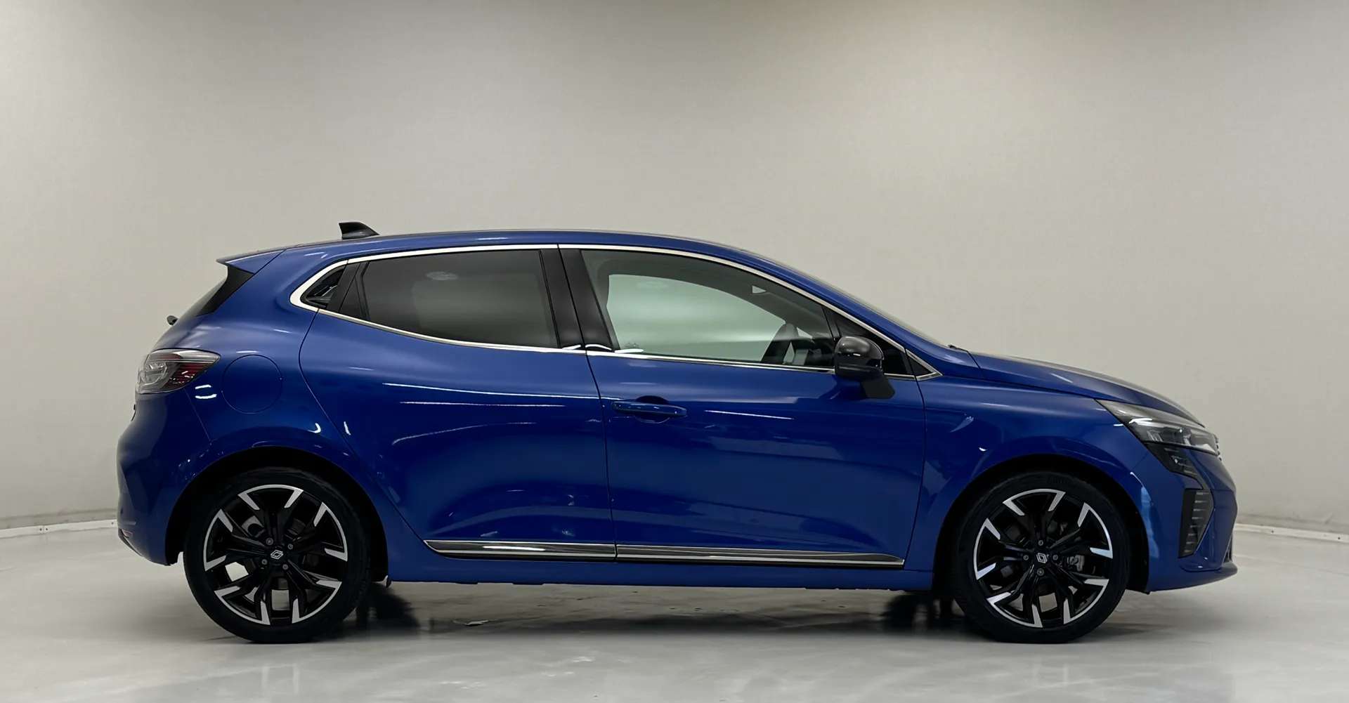 2024 RENAULT CLIO 2024 RENAULT CLIO