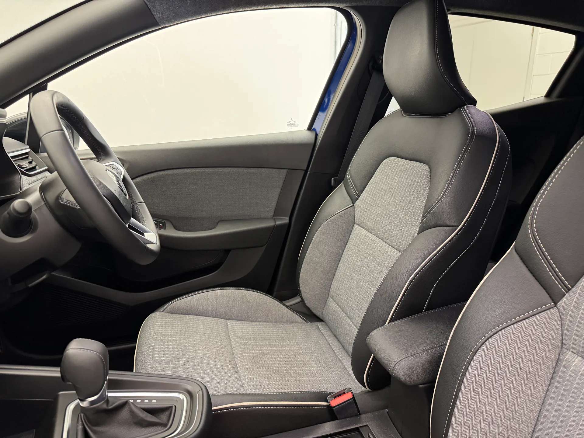 2024 RENAULT CLIO 2024 RENAULT CLIO
